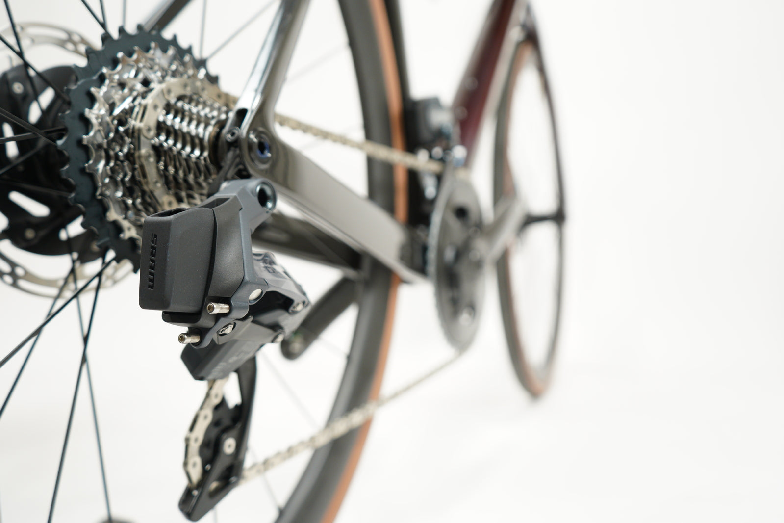 Scott Addict RC 10 Road Bike - Lightweight Carbon Fiber Racing Bicycle for Men & Women | Perfect for Competitive Cycling, Triathlons & Endurance Rides