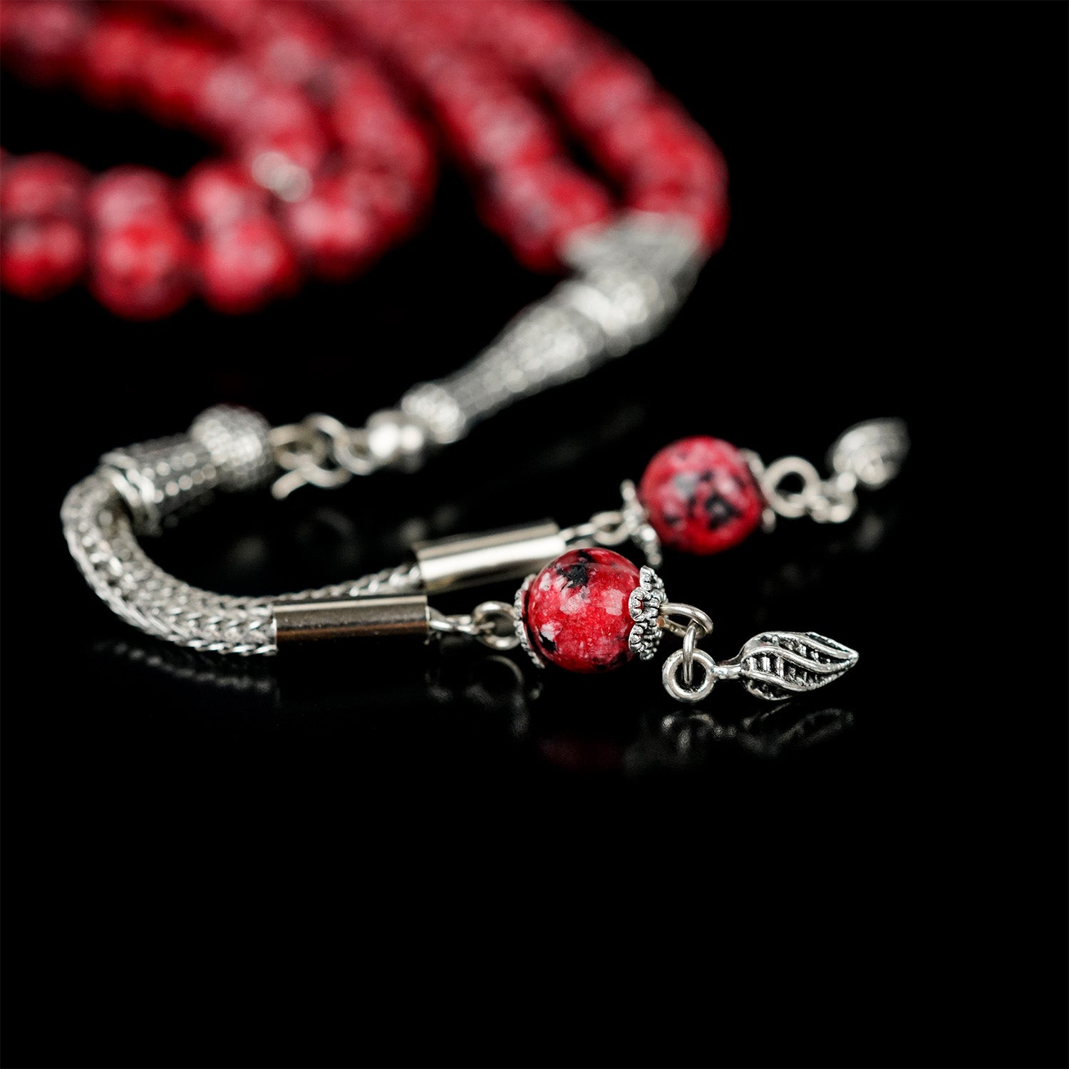 Islamic Prayer Beads - Deep Red & Black Classic Tasbeeh for Meditation, Dhikr & Spiritual Reflection | Perfect for Daily Worship, Stress Relief & Mindful Practices