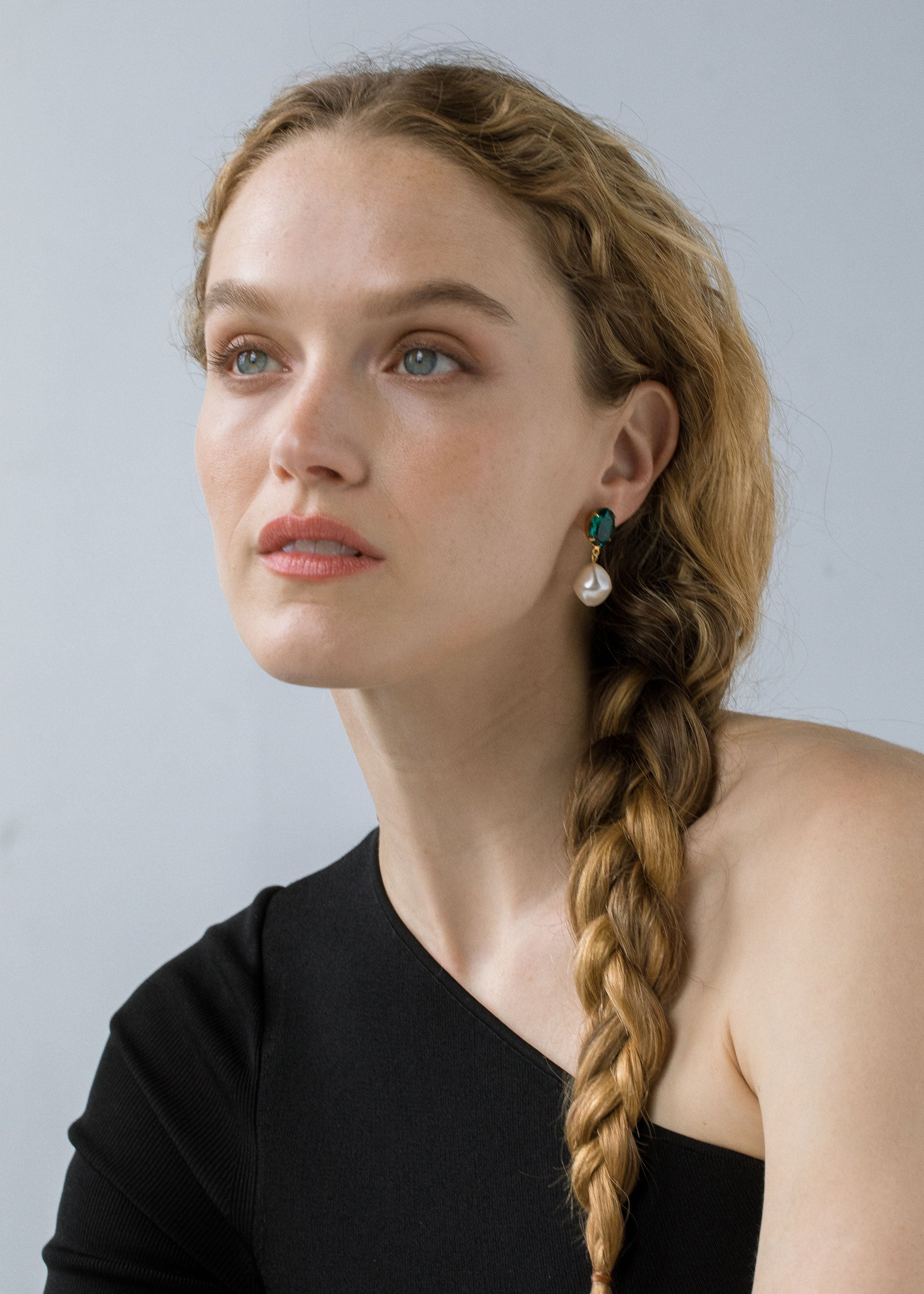 Tunis Earrings with Genuine Emerald Stones – Elegant Green Gemstone Jewelry for Women | Perfect for Weddings, Parties & Special Occasions