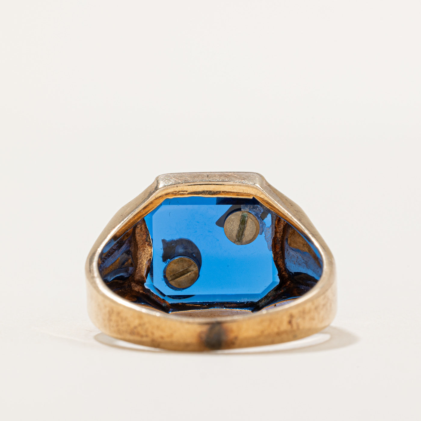 Blue & White Synthetic Spinel 'G' Signet Ring - 7.00ctw - Size 10 - Elegant Statement Jewelry for Men & Women - Perfect for Weddings, Anniversaries & Special Occasions