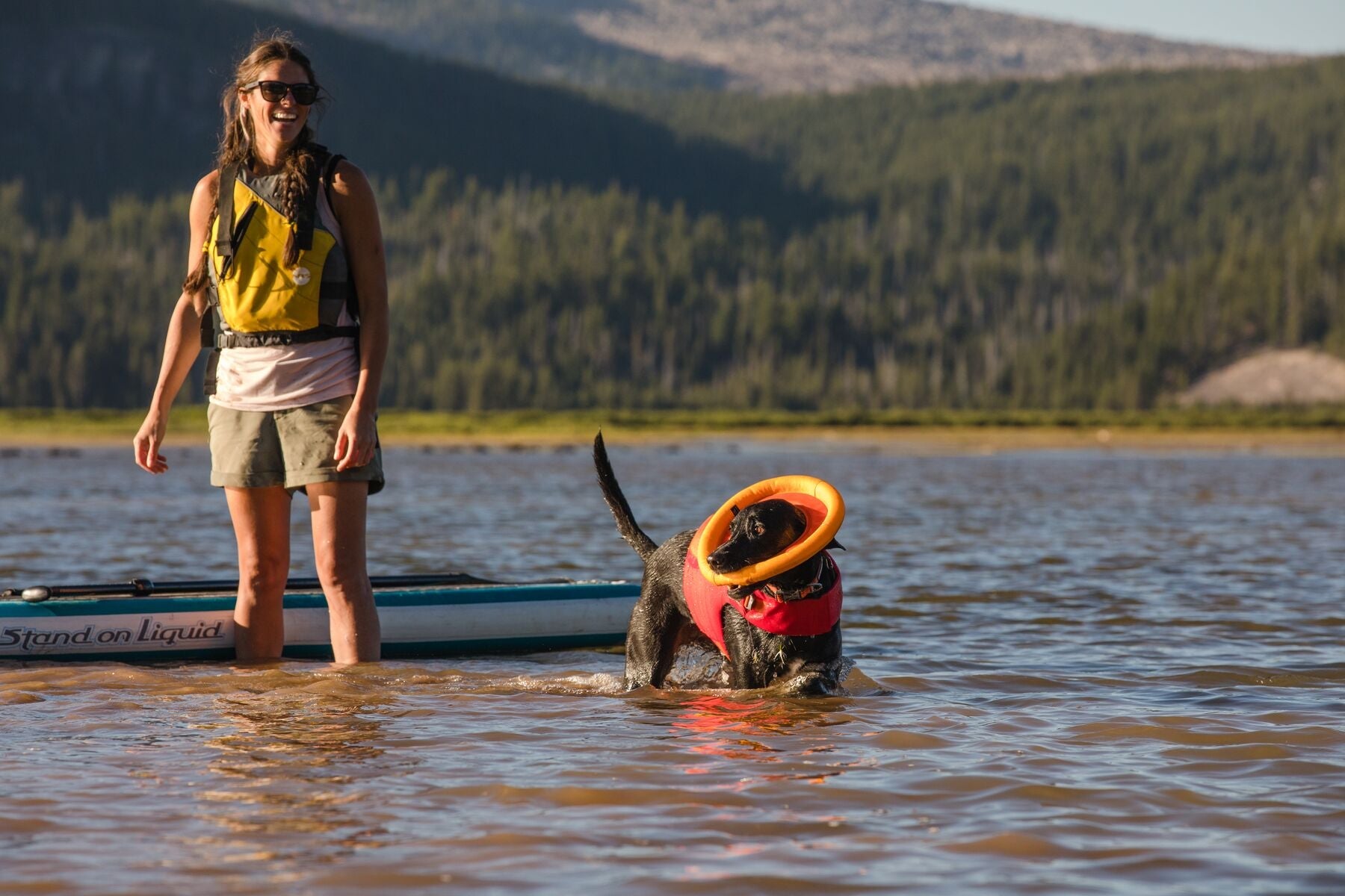 Ruffwear Hydro Plane™ Floating Dog Disc - Orange (Campfire Orange) - Waterproof & Buoyant Fetch Toy for Dogs - Perfect for Pool, Beach & Outdoor Play