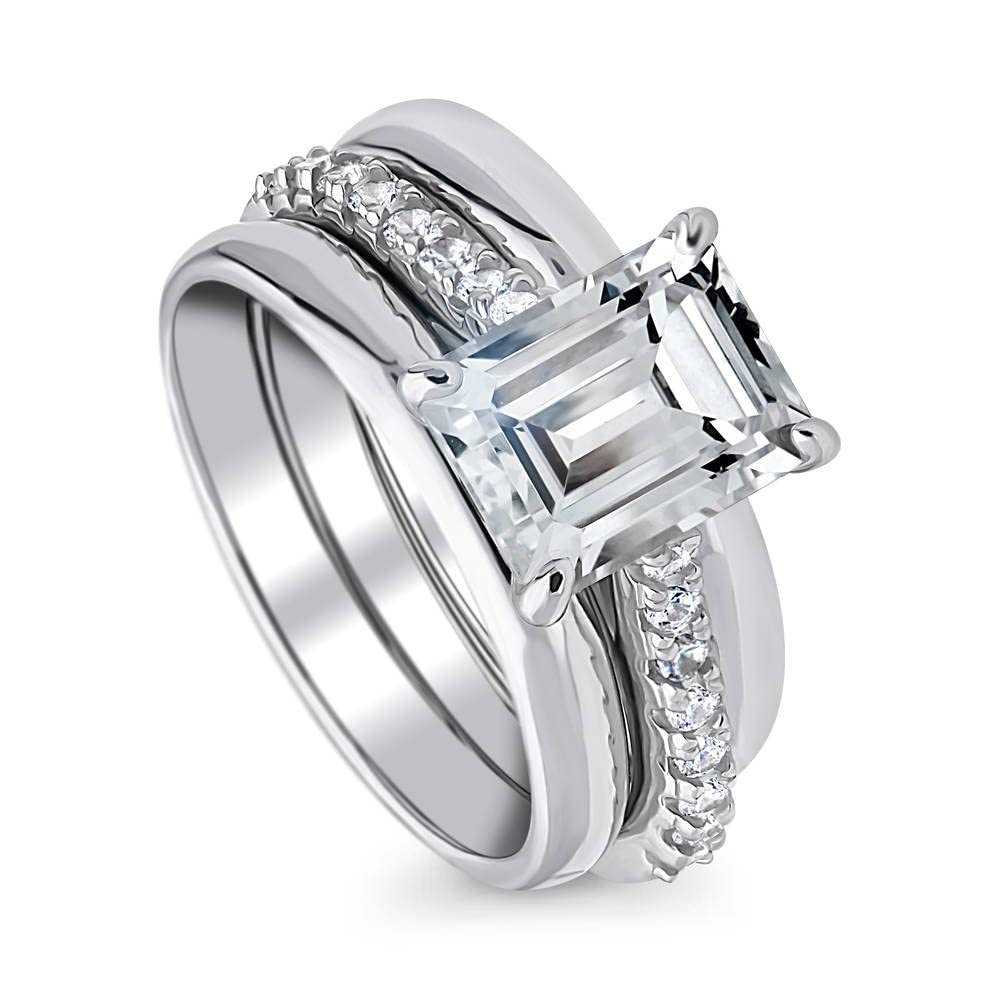BERRICLE 2.6 Carat Emerald Cut Cubic Zirconia Sterling Silver Engagement Ring Set for Women - Rhodium Plated Wedding Band, Size 4-10 | Perfect for Proposals, Anniversaries & Special Occasions