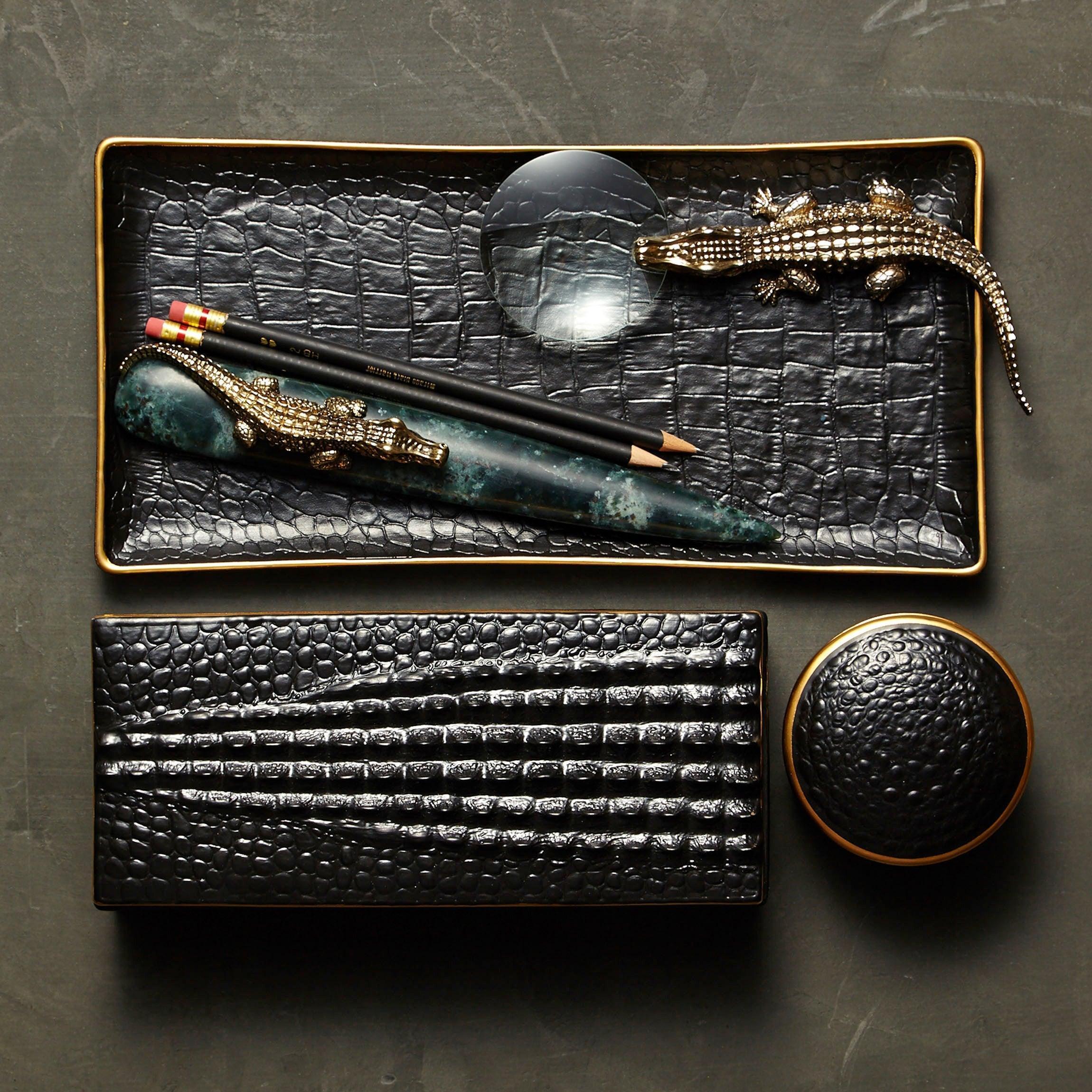 Premium Crocodile Pattern Rectangular Serving Tray - Medium Size for Dining, Kitchen & Home Decor | Elegant Party Platter & Coffee Table Organizer