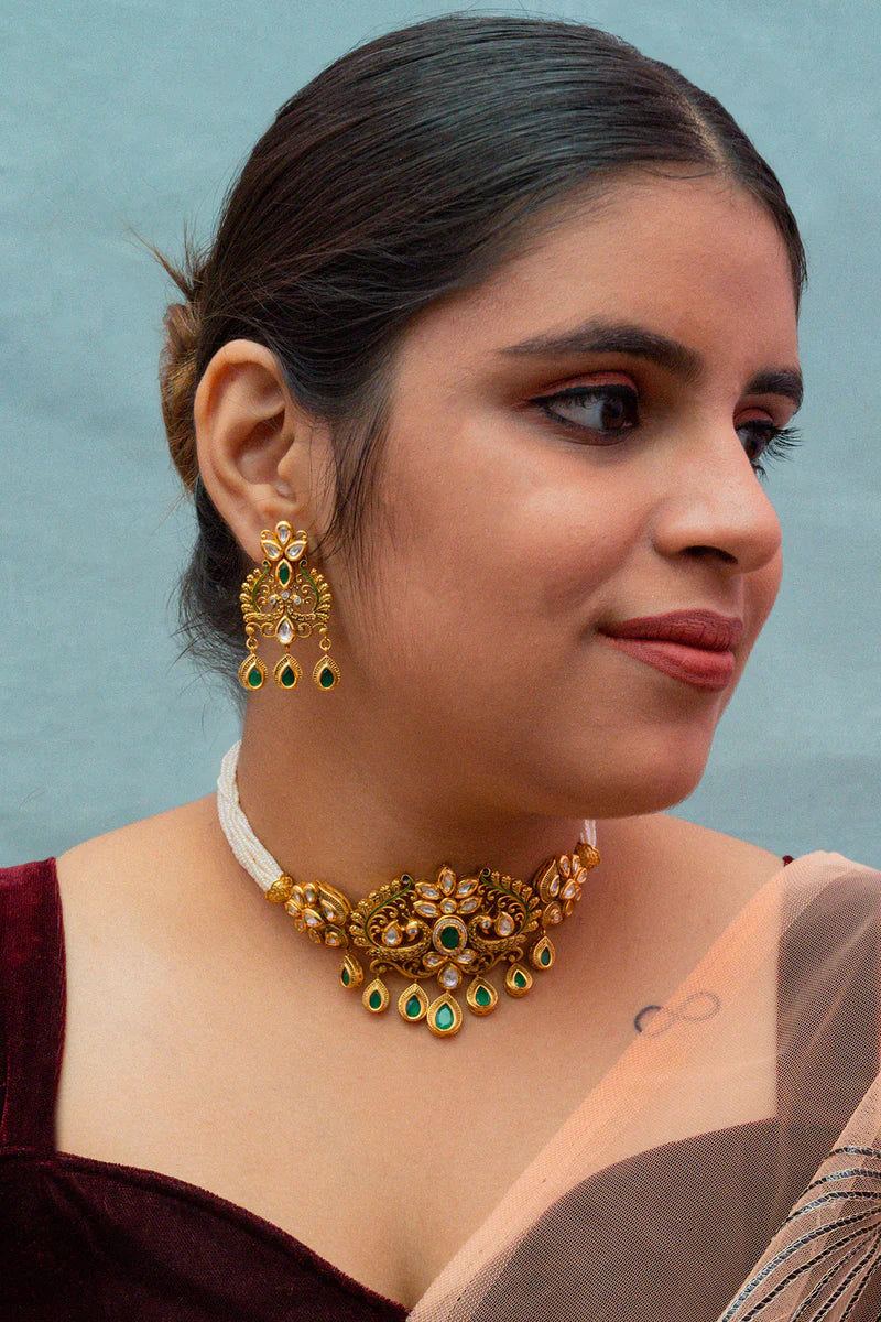 Luxury Gold Plated Royal Kundan Choker Necklace Set with Matching Earrings - Perfect for Weddings, Parties & Special Occasions