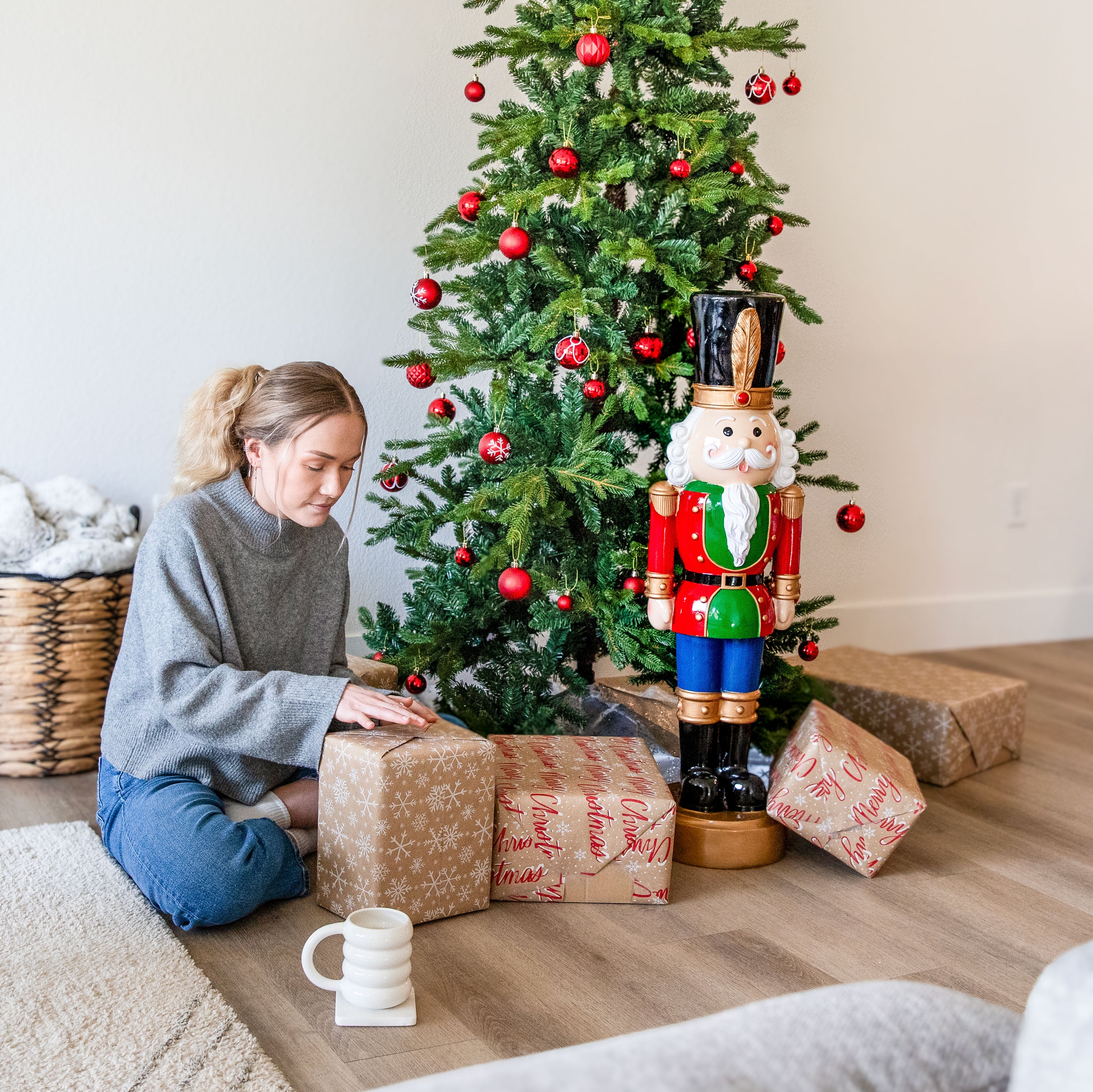 Sunnydaze Tommy the Toy Soldier Christmas Nutcracker Statue - 37