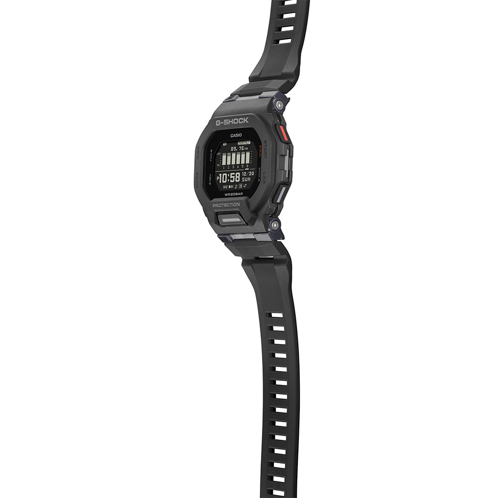Casio G-Shock GBD200-1 G-Squad Bluetooth Smartwatch with Step Tracker & Heart Rate Monitor - Perfect for Fitness, Running & Outdoor Adventures