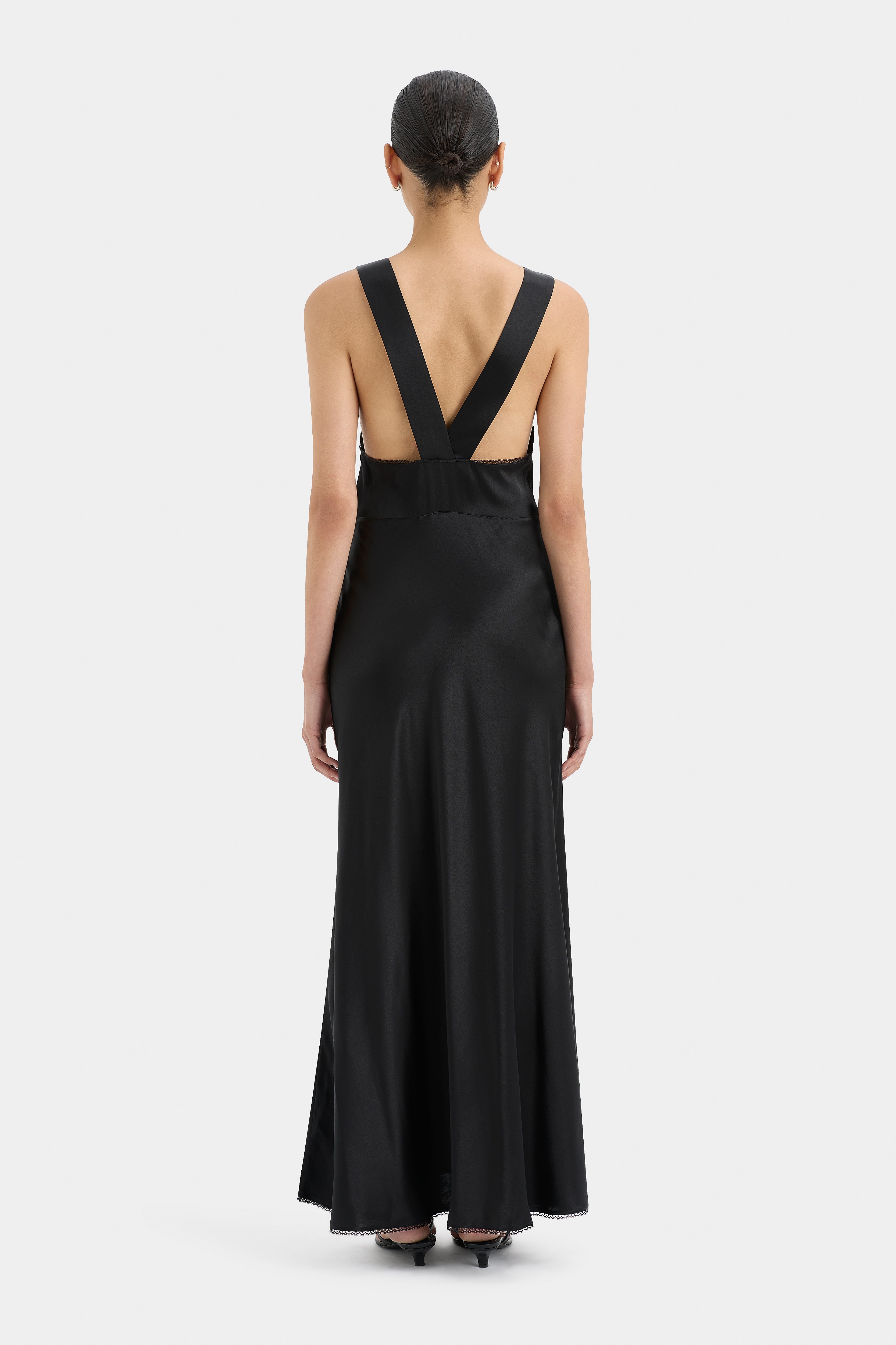 Elegant Aries Cut Out Gown - Sexy Deep V Neck Evening Dress for Women, Perfect for Prom, Party & Special Occasions