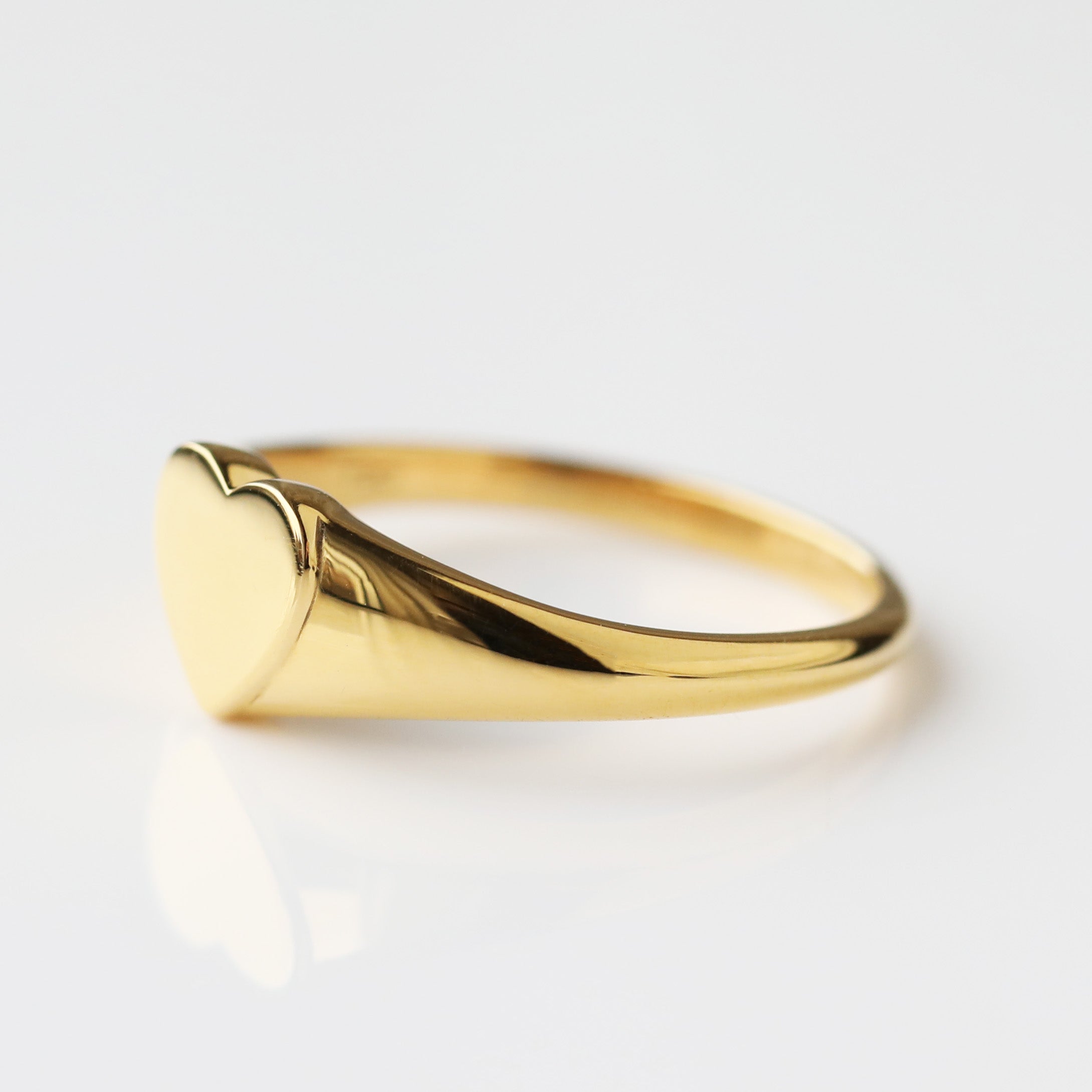 Personalized Engravable Signet Ring with Heart Design - Custom Name & Date Jewelry for Women, Men - Perfect for Anniversaries, Weddings & Gifts