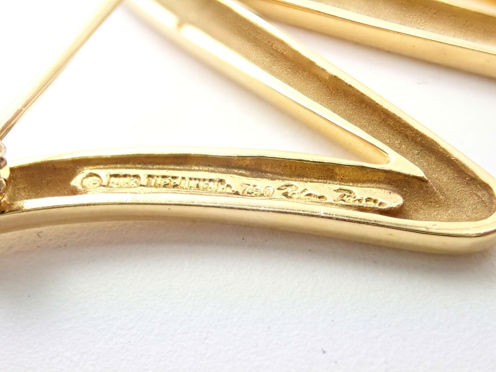 Vintage Tiffany & Co 18k Yellow Gold Picasso Large Squiggle Zig Zag Pin Brooch 1983 - Authentic Collectible Jewelry for Special Occasions & Fashion Statements