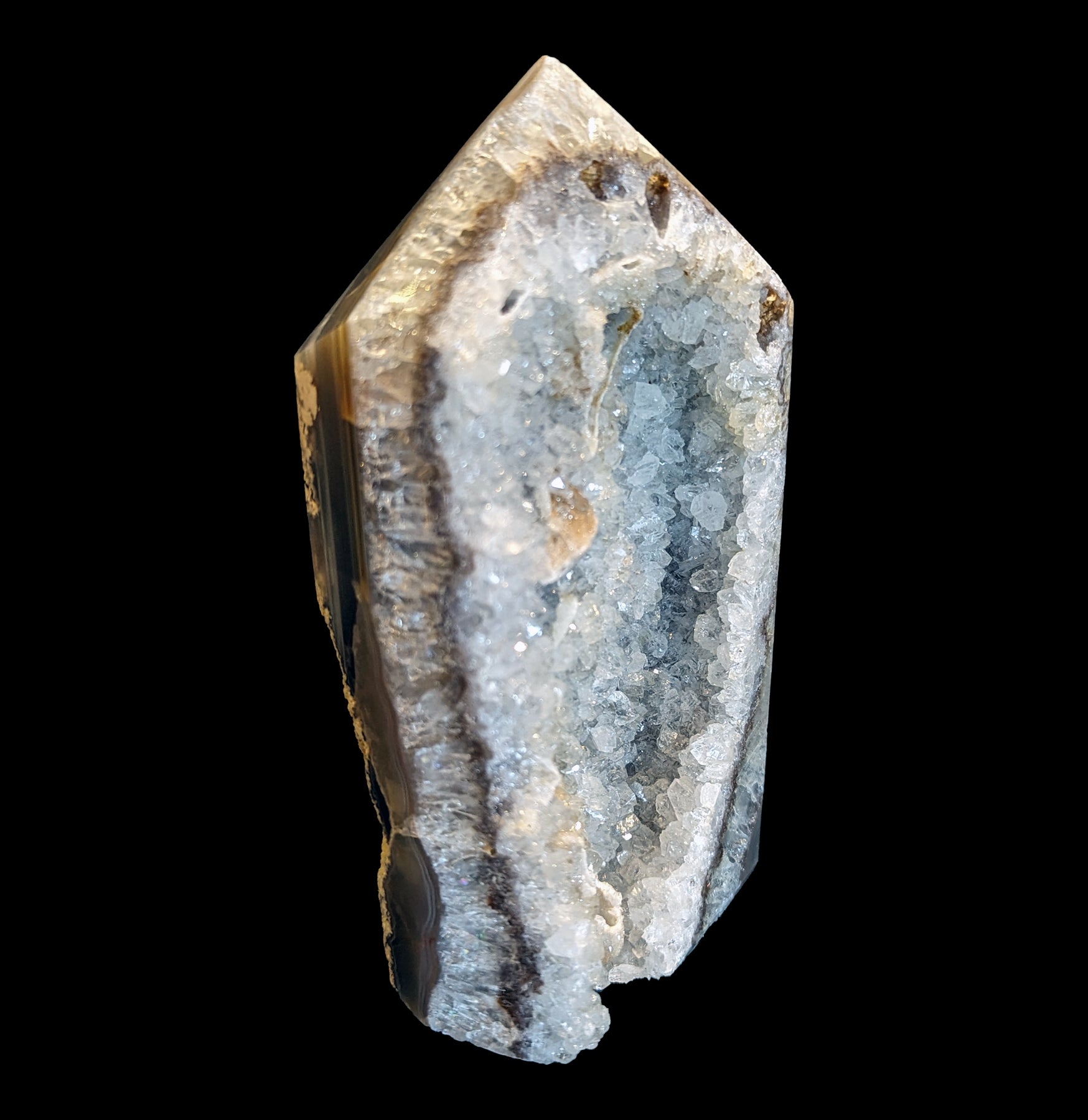 Natural Agate Geode Standing Point - Healing Crystal Decor for Home & Office - Perfect for Meditation, Feng Shui, and Spiritual Gifts