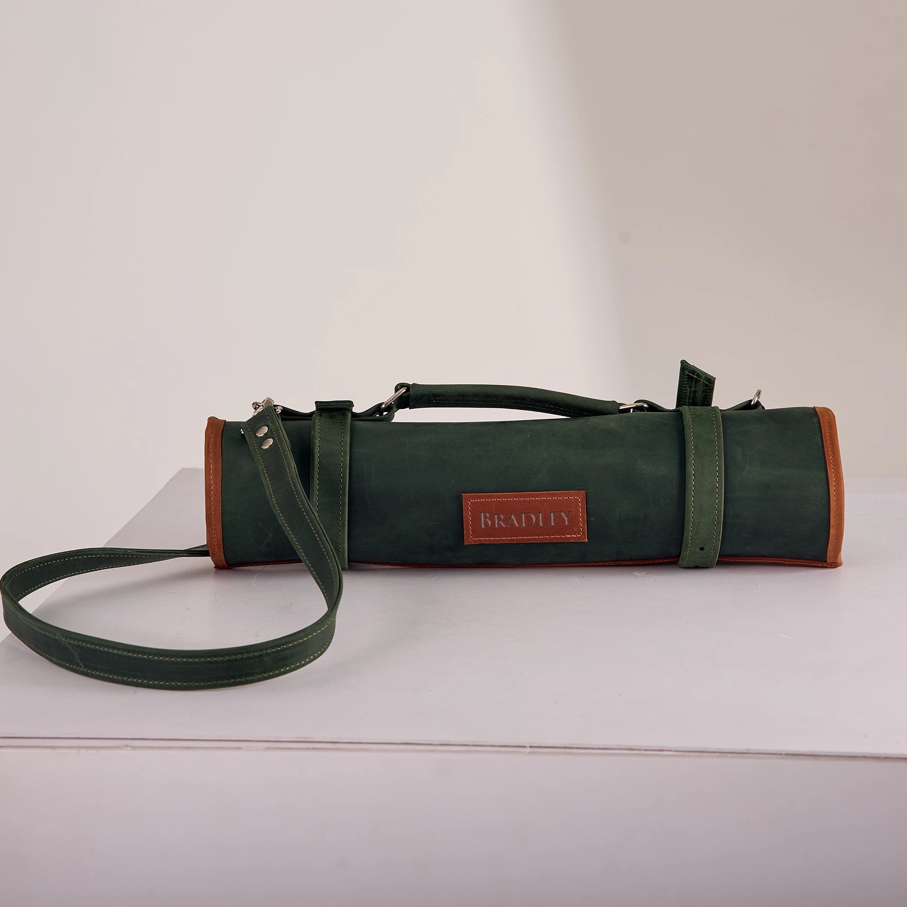 Professional Chef Knife Roll Bag - Durable & Waterproof Knife Case for Chefs, Culinary Students - Perfect for Kitchen, Cooking Classes, Travel & Storage