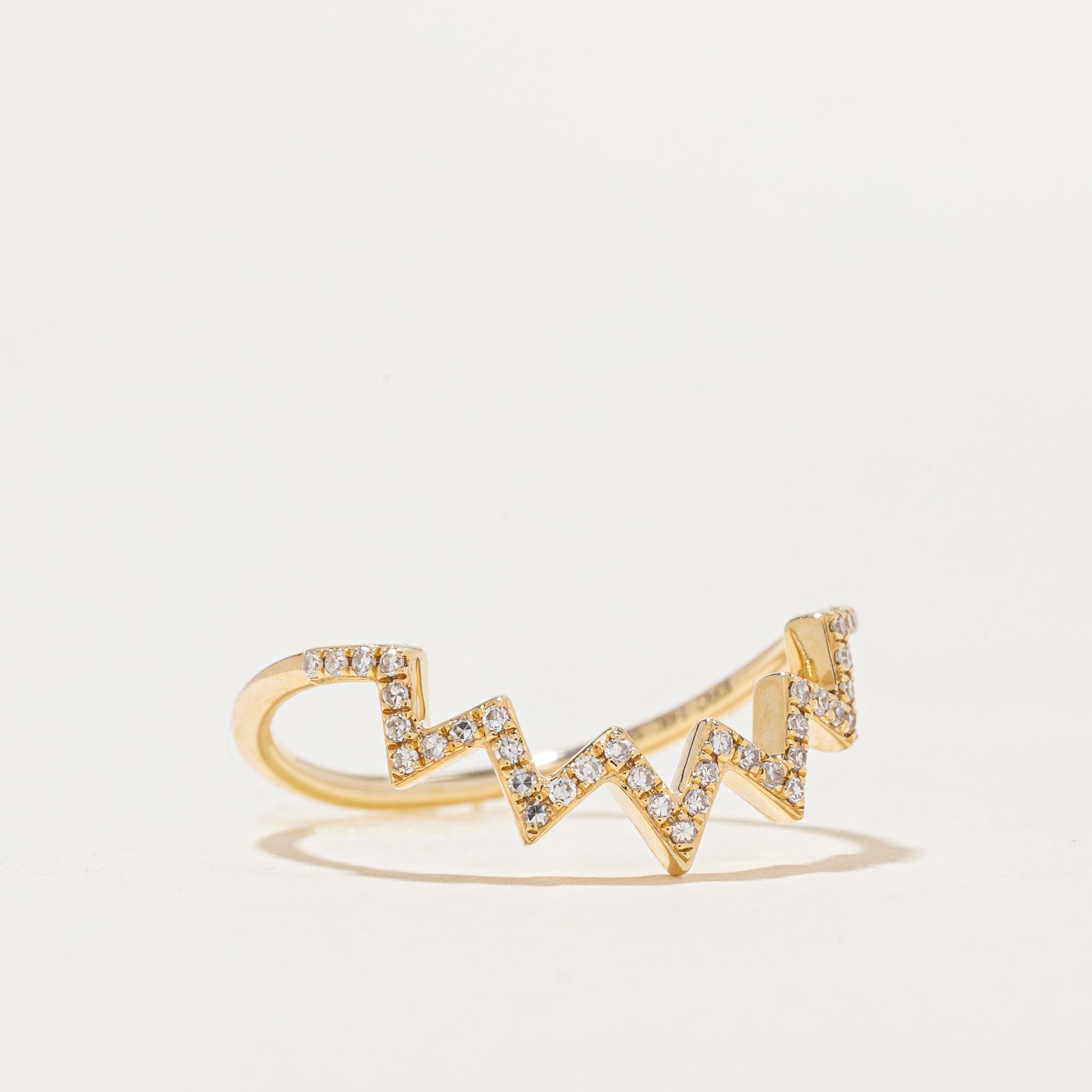 EF Collection Diamond Zigzag Contour Ring - 0.07 Carat Total Weight (ctw) | Size 7.25 | Elegant Stackable Ring for Women, Perfect for Weddings, Anniversaries & Everyday Wear