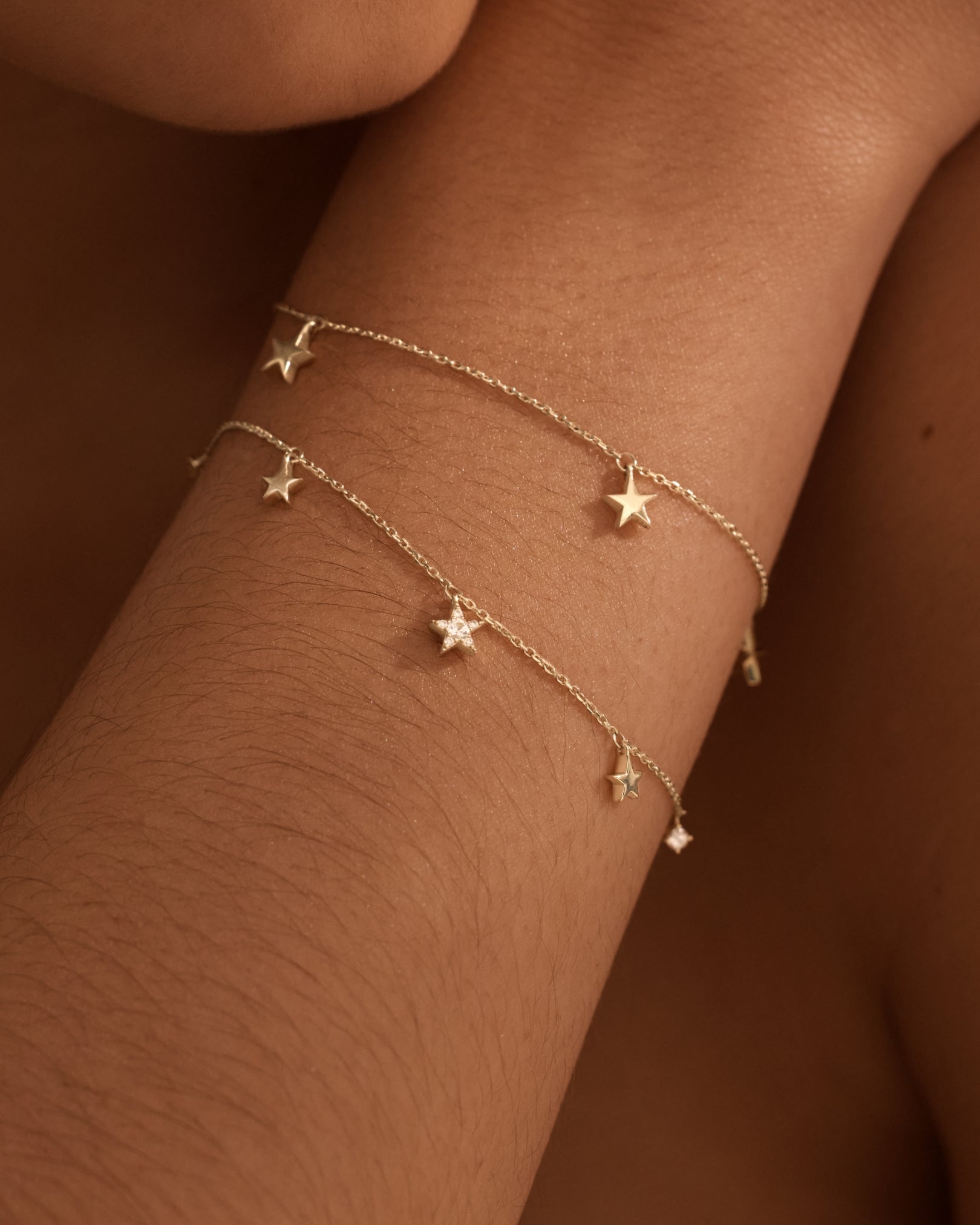 9K Solid Gold Star Bright Bracelet – Elegant & Dainty Jewelry for Women, Perfect for Parties, Weddings & Everyday Wear