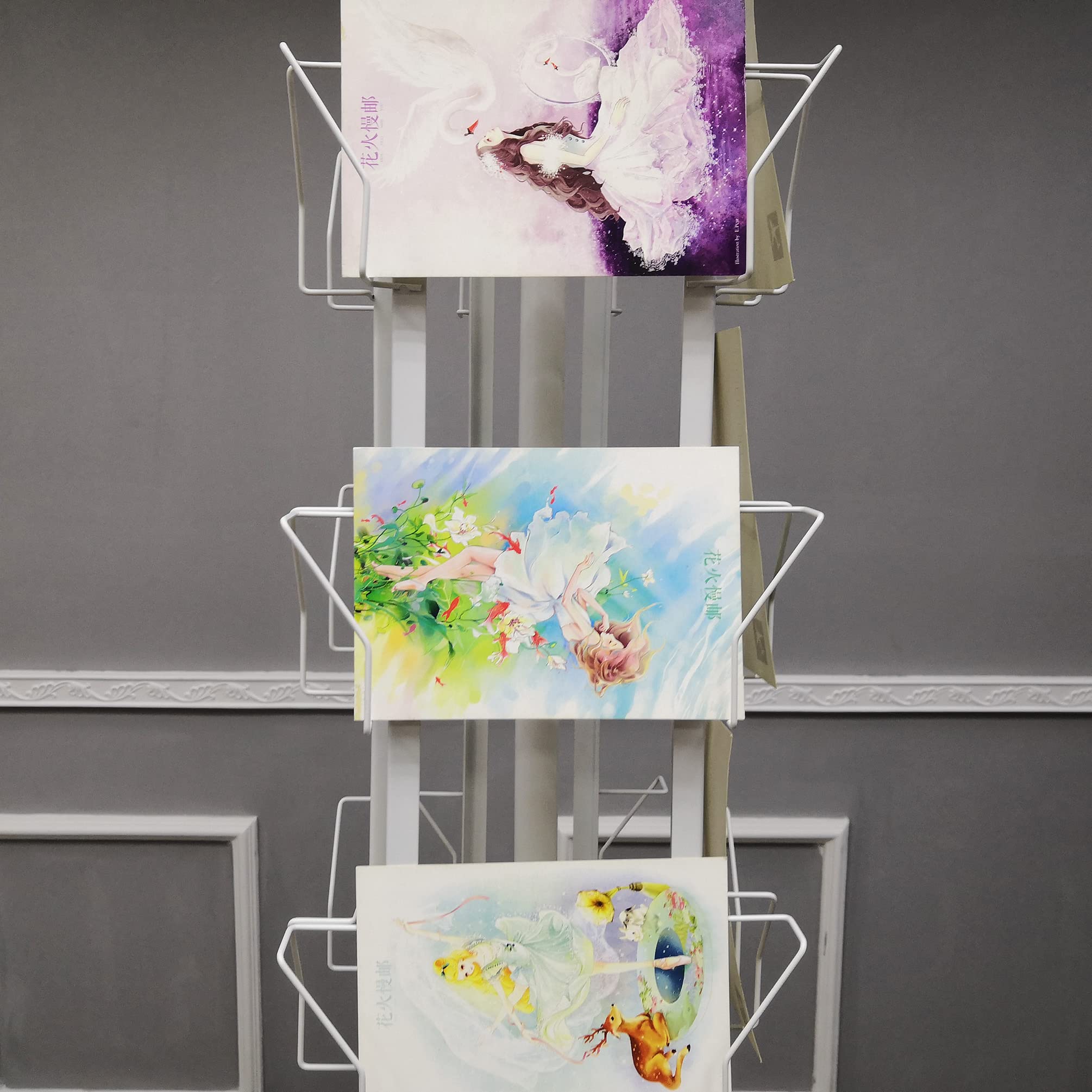 32-Pocket Adjustable Spinning Display Rack for Greeting Cards - 5x7, 7x5 up to 8.5