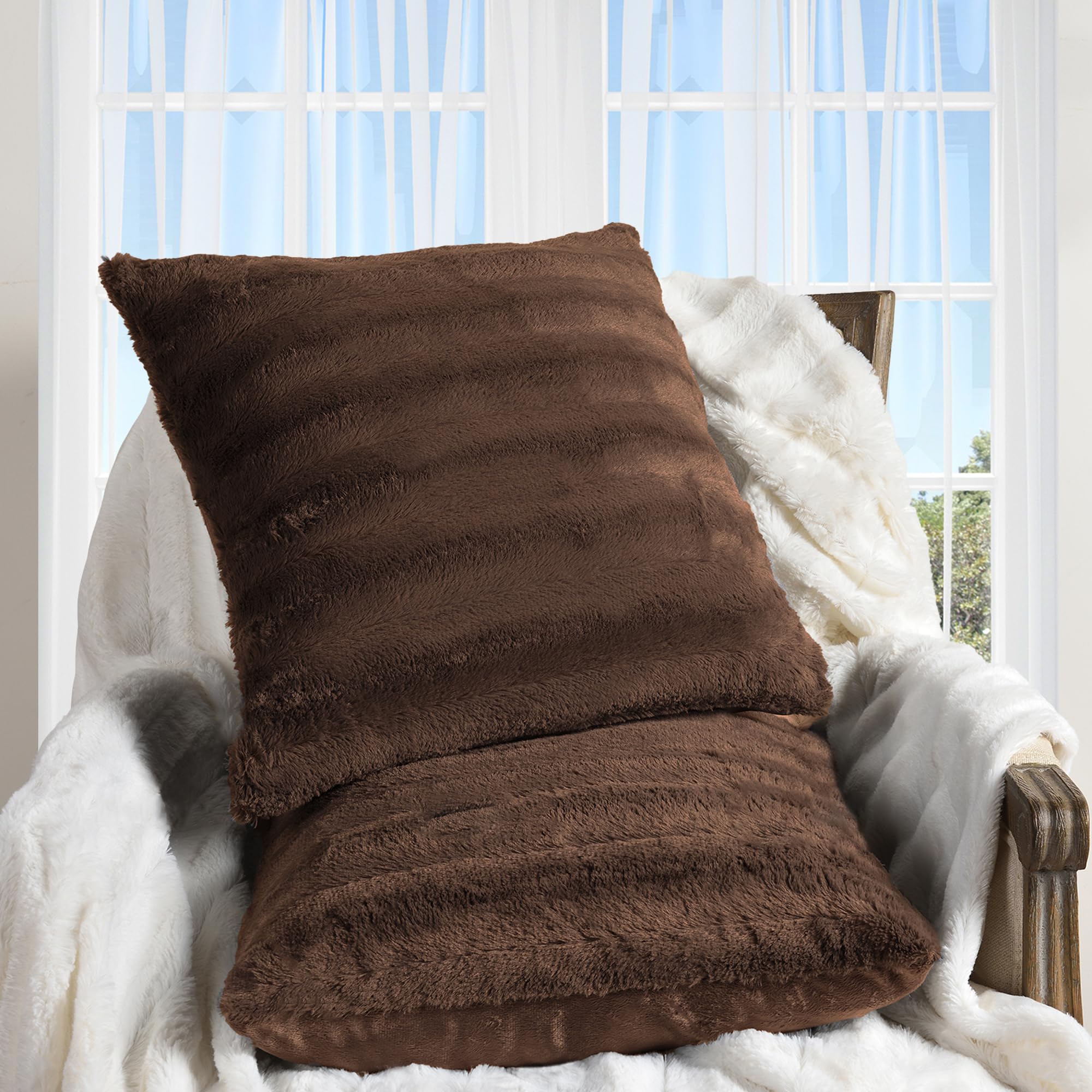 Luxury Faux Fur Throw Pillows Set of 2 - 22x22 Inch Soft Decorative Couch & Bed Pillows for Living Room, Bedroom Aesthetic - Chocolate Brown Accent Pillows for Cozy Home Decor, Winter Comfort & Gift Ideas