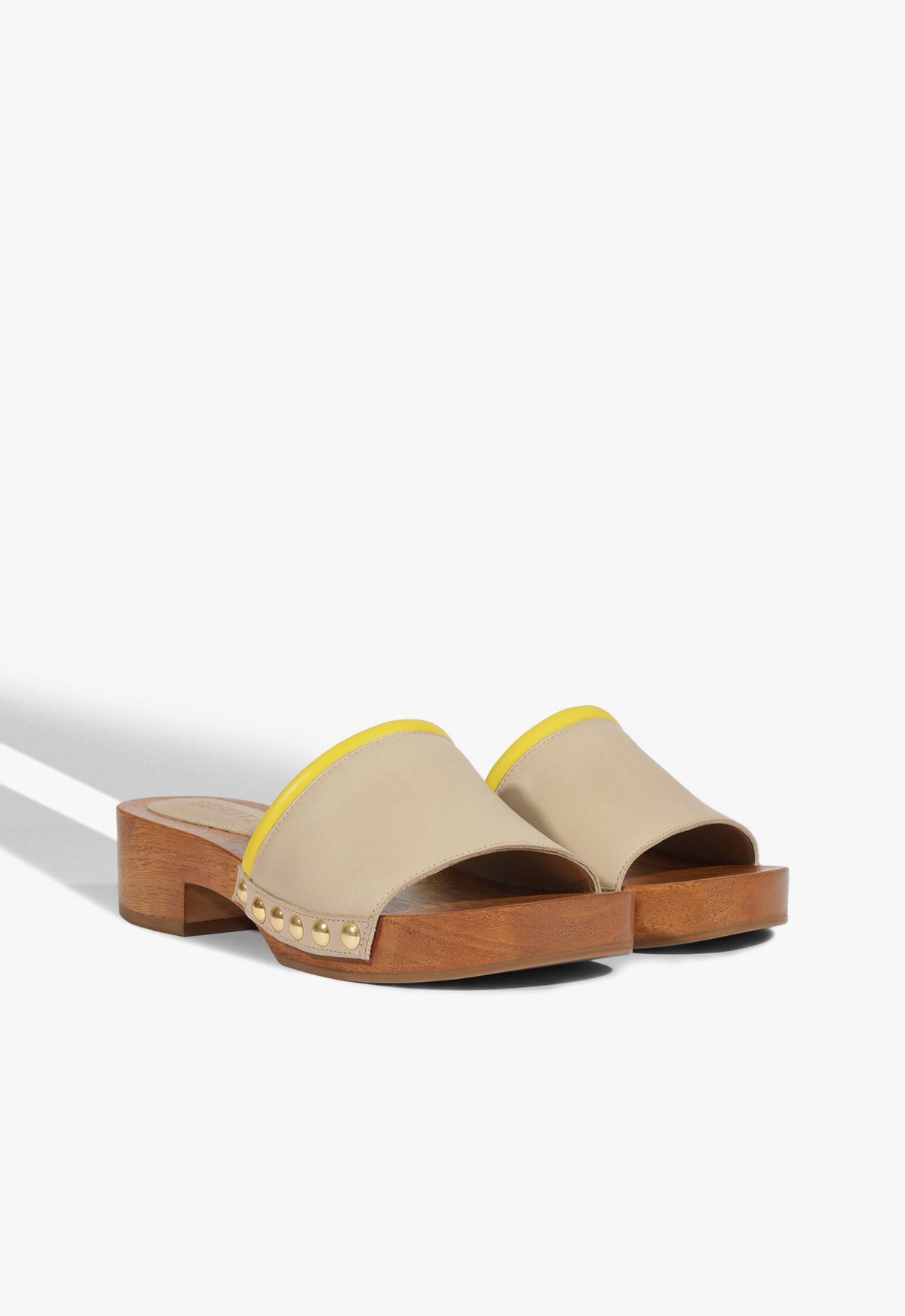 Shay Leather Sandals Women's Comfortable Flat Heel Shoes S2094700140004 - Perfect for Summer, Beach, and Casual Outings