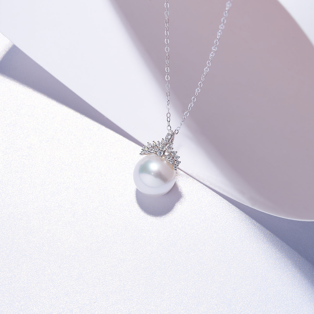 18K Solid Gold Diamond & Australian White Saltwater Pearl Necklace - Elegant Bridal Jewelry, Anniversary Gift for Her, Wedding Party Accessory