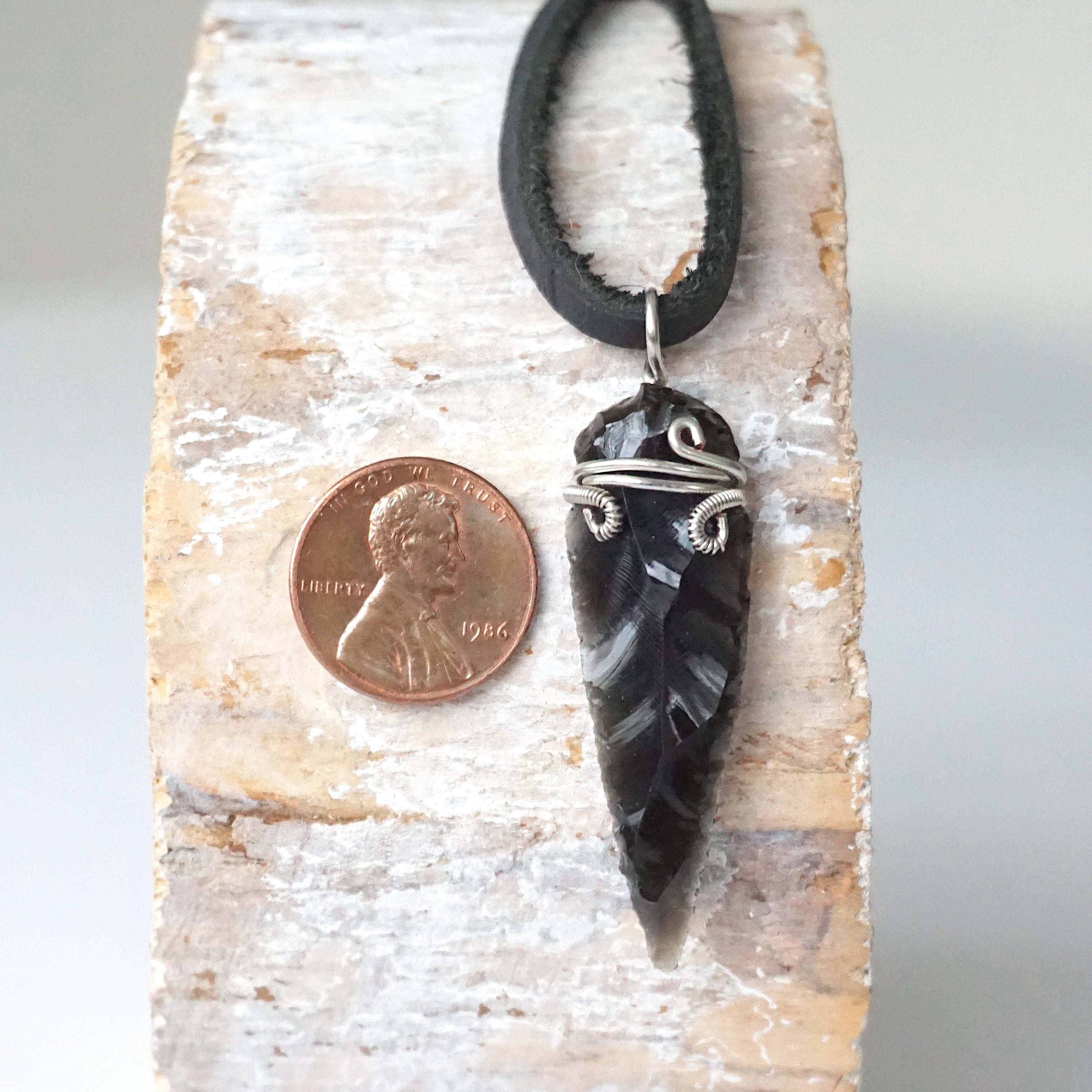 Obsidian Arrowhead Pendant Necklace - Dark Silver Gothic Jewelry for Men & Women | Perfect for Spiritual Protection, Meditation & Boho Fashion
