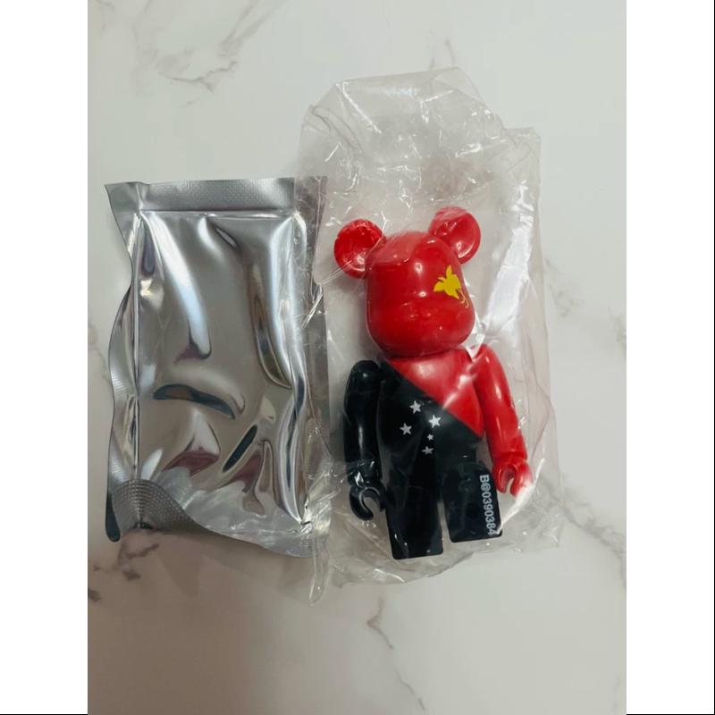 Bearbrick Series 39 FLAG Papua New Guinea 100% Collectible Art Toy - Perfect for Display, Gifts & Anime Fans Collection