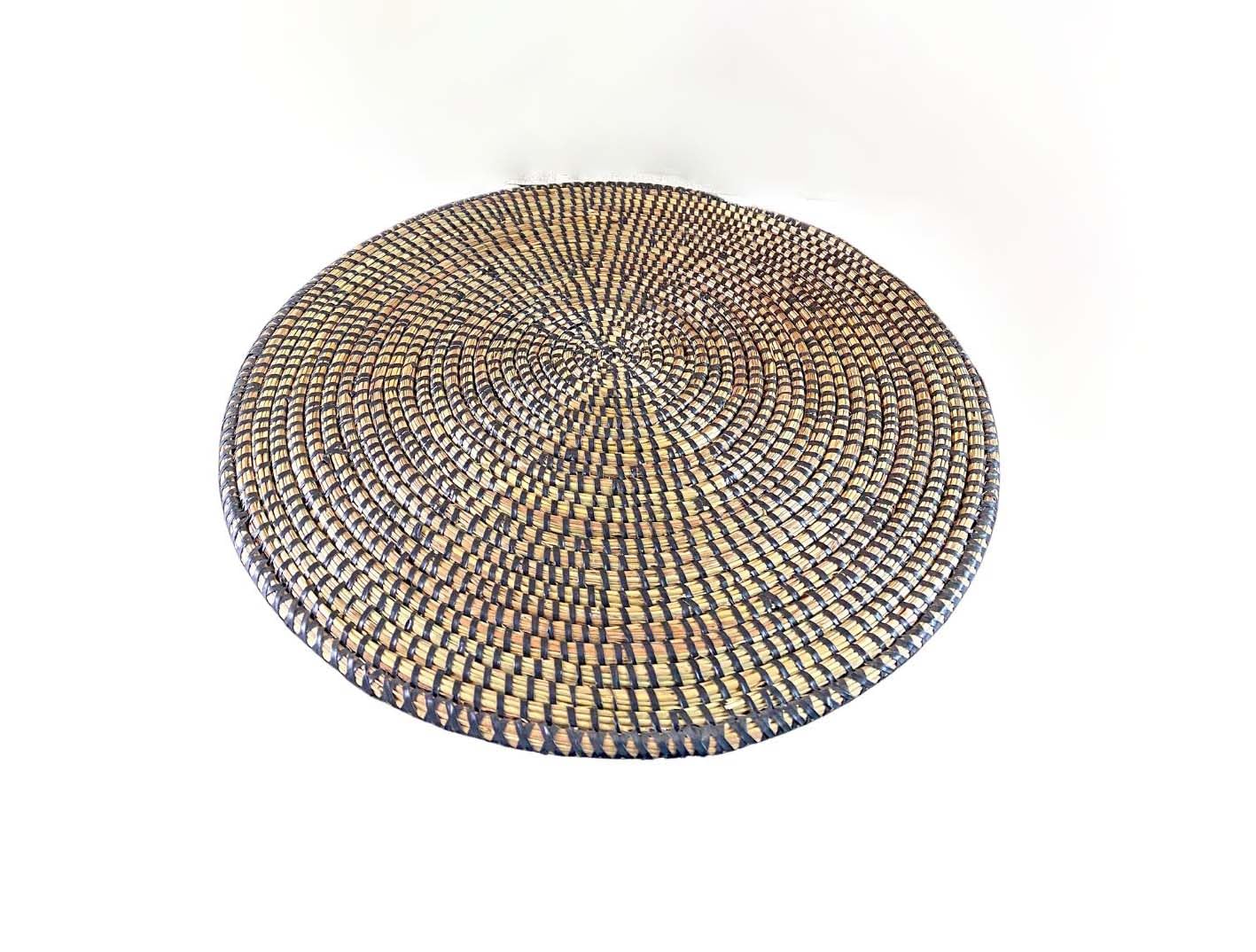 Handwoven African Bohemian Seagrass Placemats - Natural Round Wicker Basket Mats for Dining Table Decor | Senegal Inspired Wall Hanging Plates | Eco-Friendly Home Decor for Boho, Farmhouse & Coastal Style Interiors (Black)