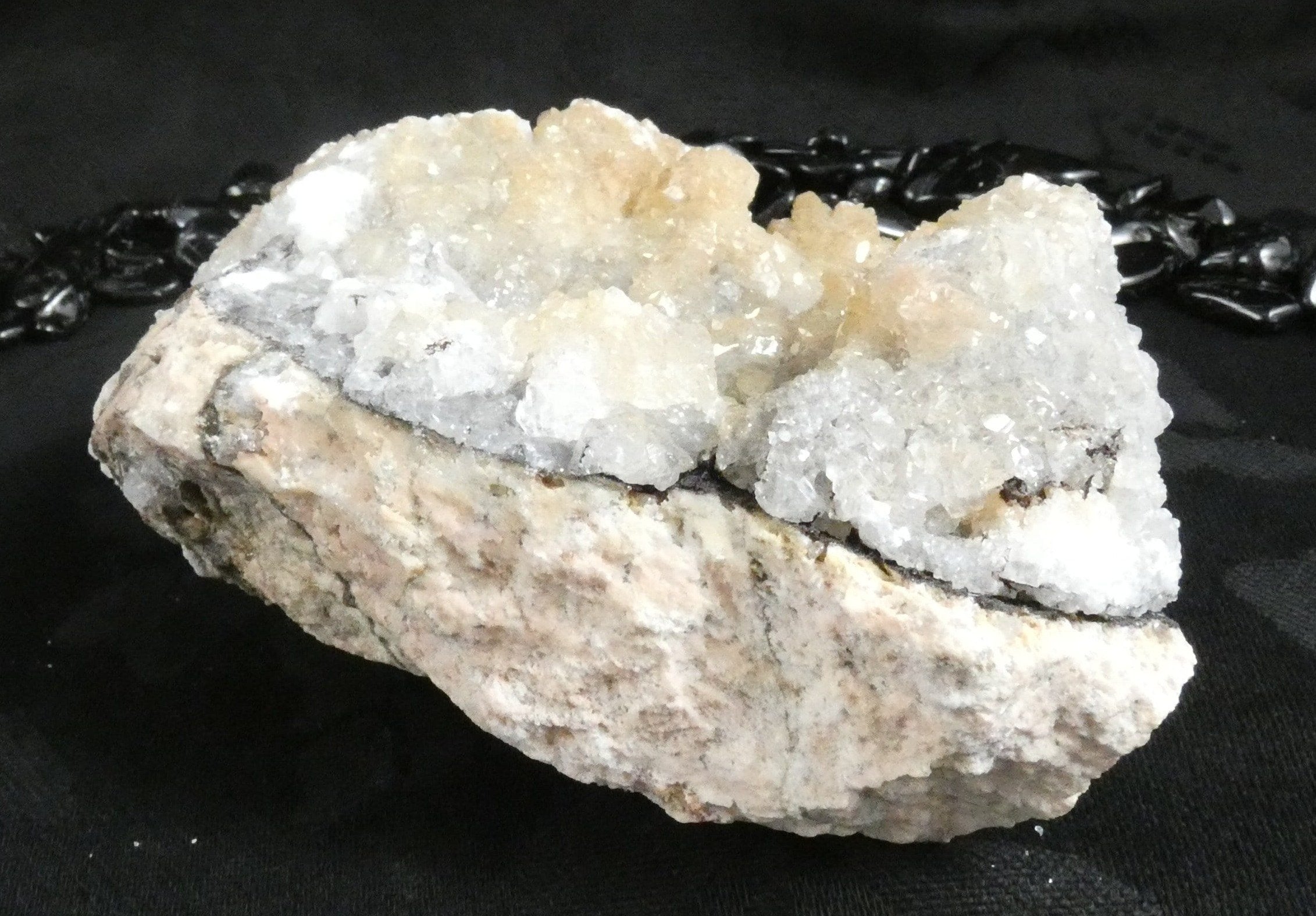 Natural Aragonite Crystal Specimen - Collectible Mineral for Home Decor, Healing Crystals & Geology Enthusiasts | Perfect for Display Cases, Meditation Spaces & Gift Giving