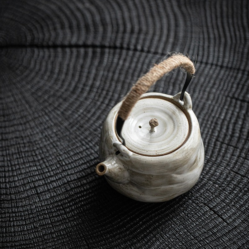 Handmade Japanese Coarse Pottery Teapot - Traditional Clay Teapot for Loose Leaf Tea Brewing | Perfect for Tea Ceremonies, Home Use & Gift Giving