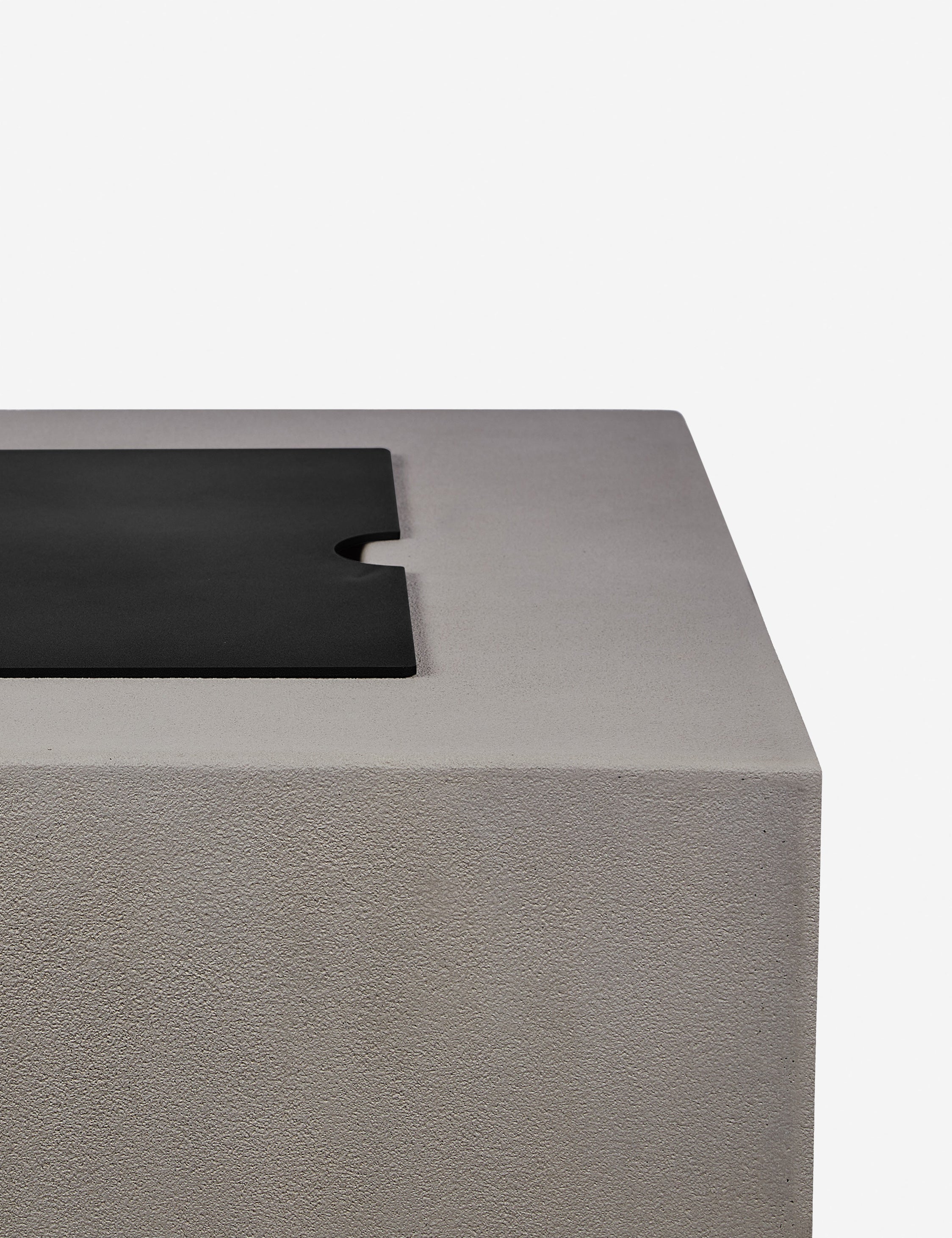Auberon Fire Pit Cover - Durable Weatherproof Fire Table Lid for Outdoor Patio, Deck, and Backyard Use - Perfect for Gas & Wood Burning Fire Pits