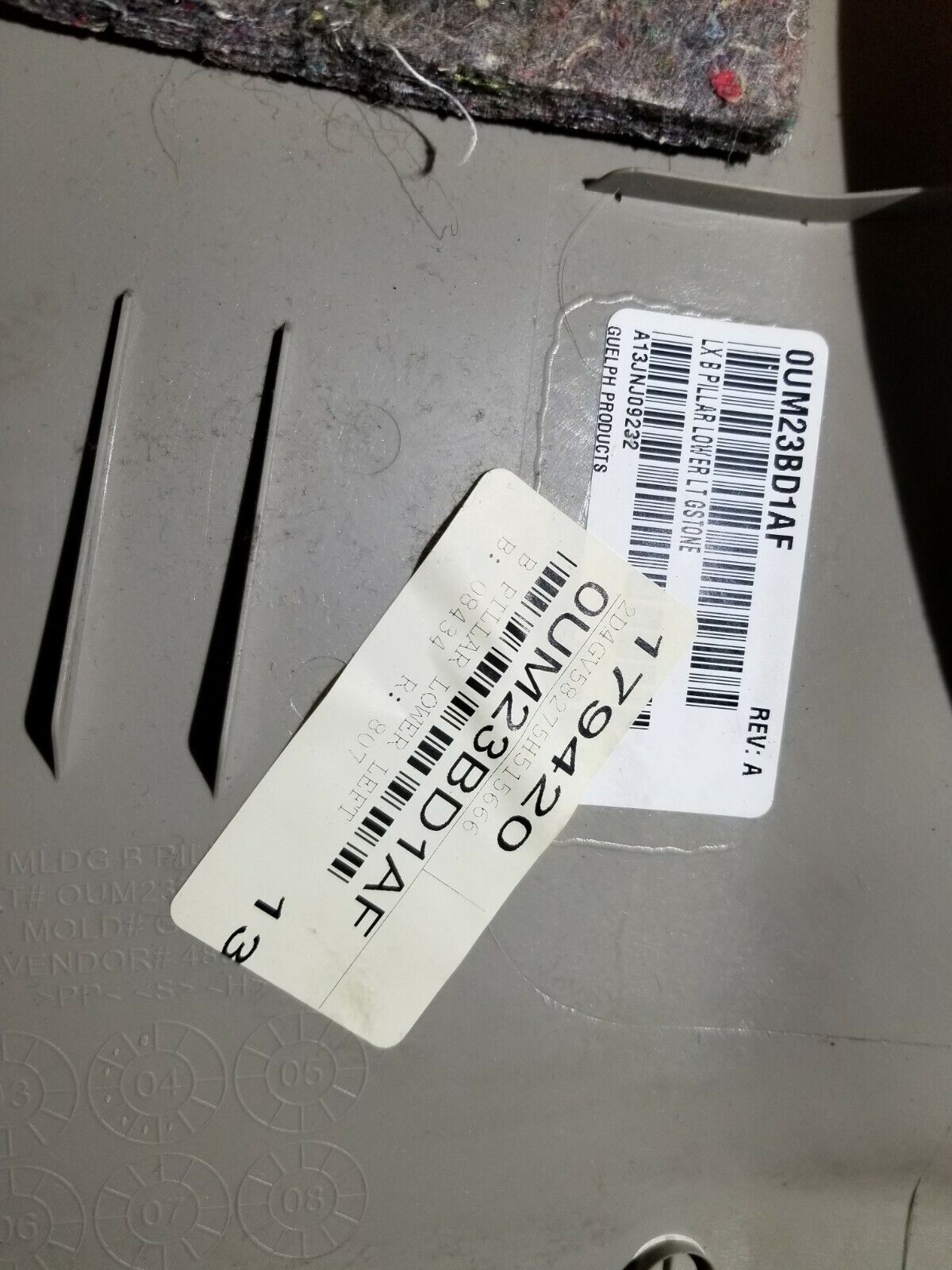 2005-2007 Dodge Magnum Left Driver Side B Pillar Lower Trim Cover - OEM Replacement Part for Interior Door Panel Repair | Perfect for Car Restoration & Customization Projects