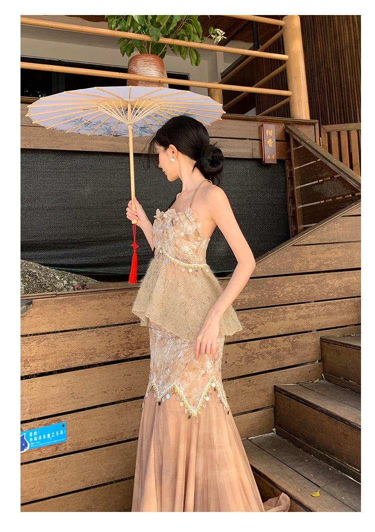 Elegant Halterneck Shell & Spaghetti Strap Mermaid Mesh Skirt Two-Piece Set - Vintage 1920s Style Beachwear for Summer Parties & Vacations