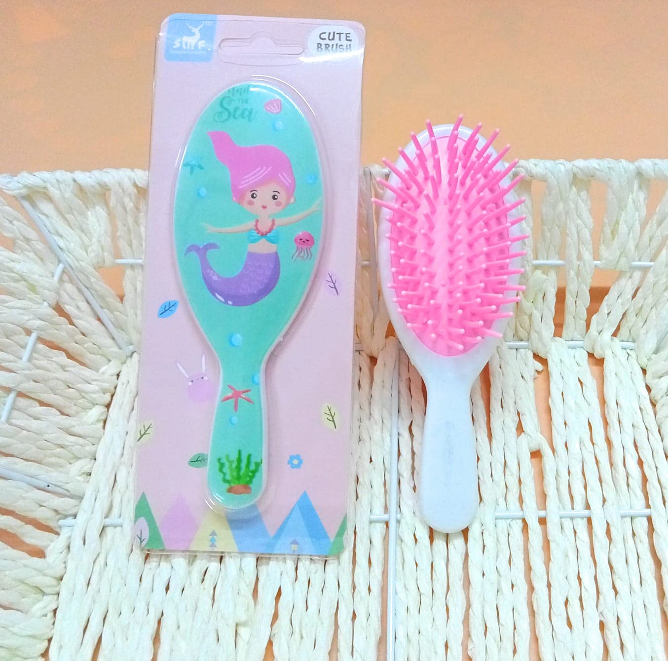 TERA 13 Hair Comb for Girls - Soft Bristle Mermaid Hair Brush for Kids with Massage Function, Gentle Detangling Brush for Girls (1 Piece) - Perfect Birthday Gift, Party Favor & Travel Hair Accessory