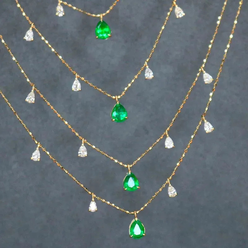 18K Yellow Gold Emerald and Diamond Necklace for Women - Luxury Real Natural Gemstone Star Design Chain - Perfect for Romantic Gifts, Anniversaries & Special Occasions