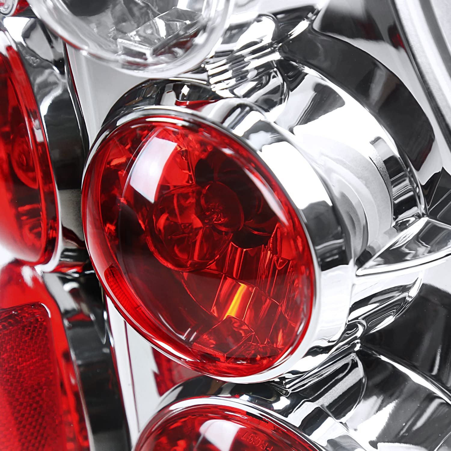 Spec-D Tuning Chrome LED Tail Lights for 2003-2005 Toyota 4Runner - Left & Right Pair Assembly - Upgrade Your SUV's Style & Visibility for Night Driving