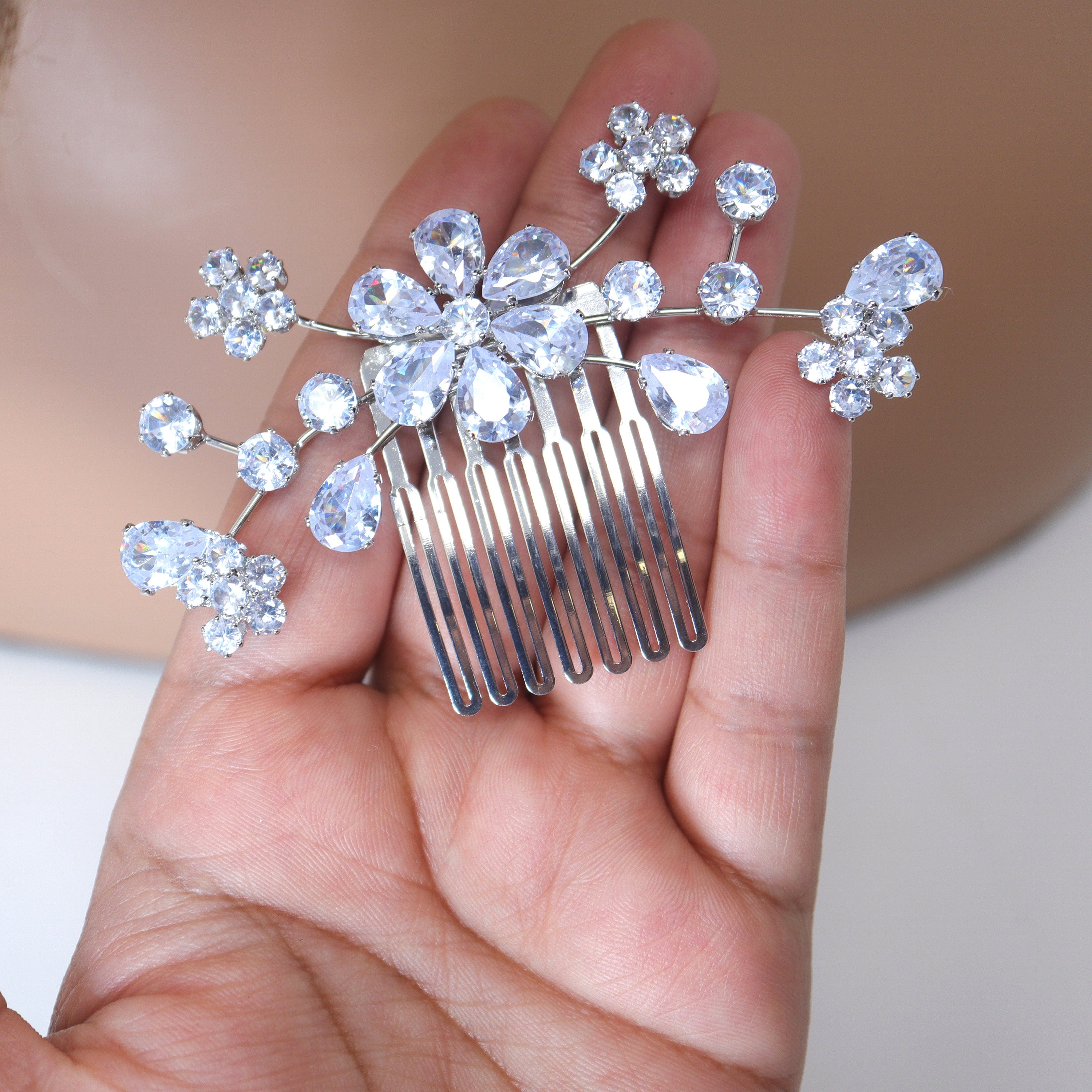 Elegant Cubic Zirconia Teardrop Floral Bridal Hair Comb - Wedding Hair Accessories for Bride, Bridesmaids & Prom - Perfect for Weddings, Formal Events & Special Occasions