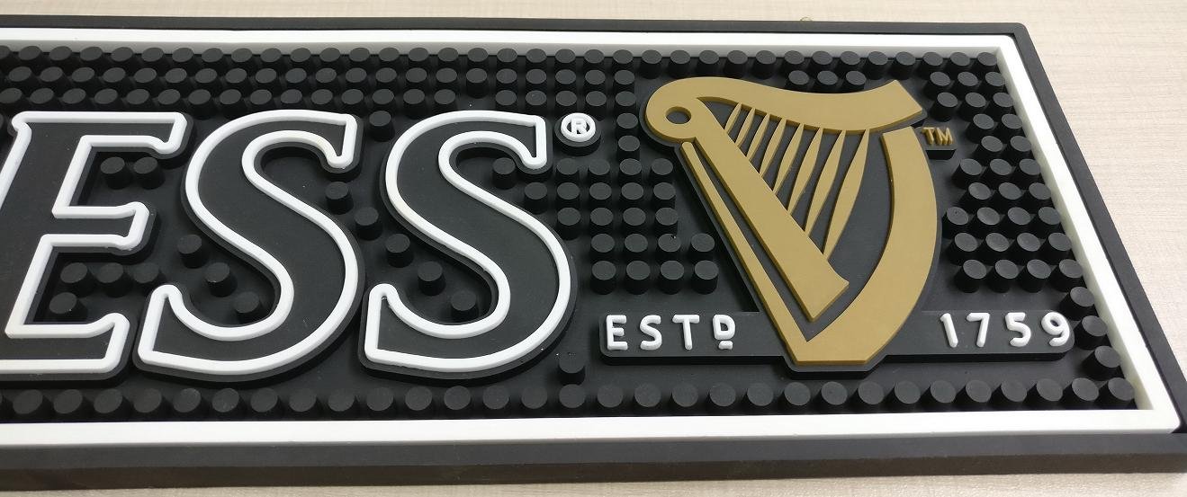 Guinness Est. 1759 Professional Bar Mat - Non-Slip Spill & Drip Mat for Beer, Cocktails & Liquor - Perfect for Pubs, Home Bars & Countertops
