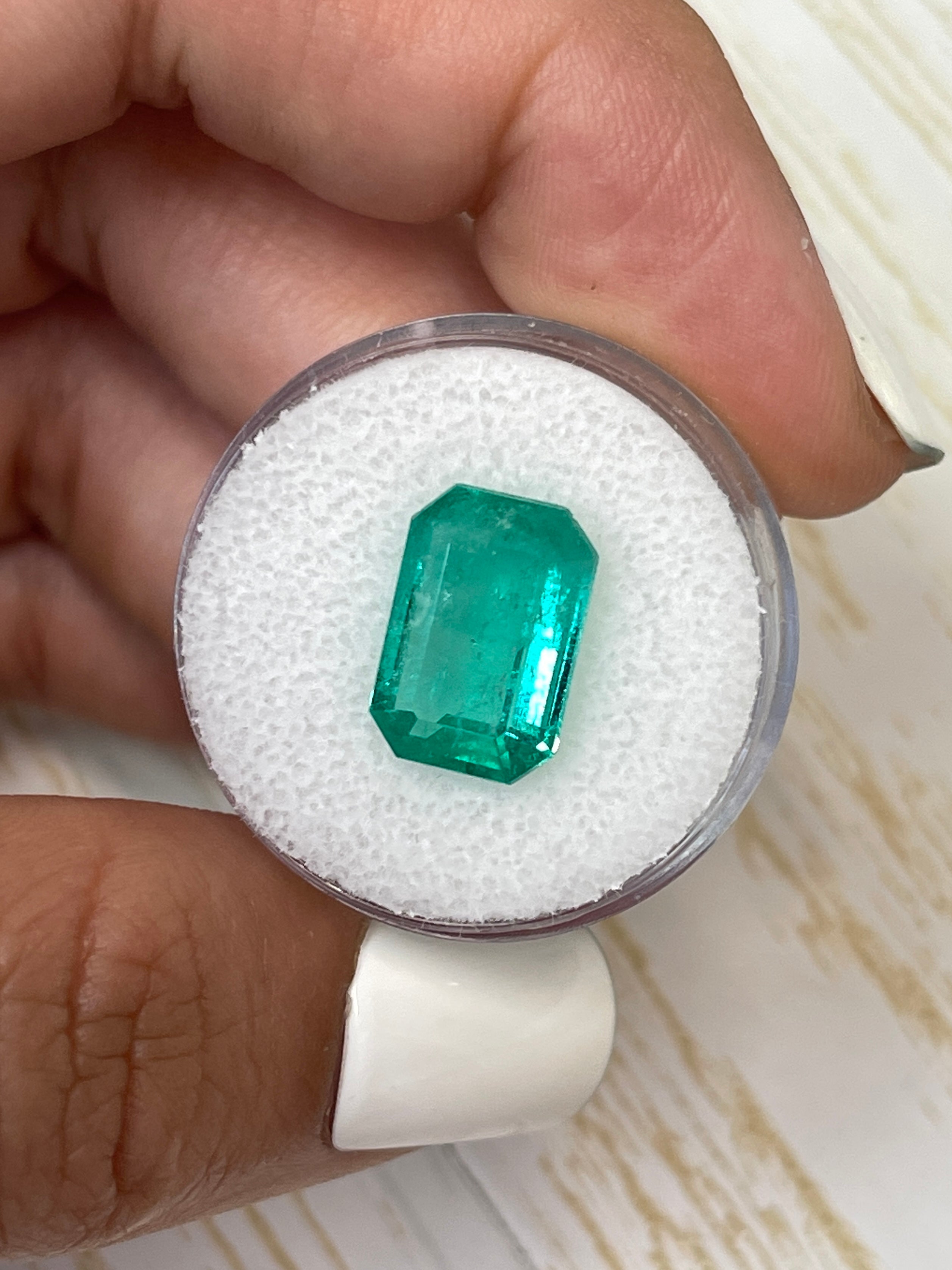 4.89 Carat 13x9mm Loose Natural Green Emerald Cut Gemstone for Jewelry Making - Engagement Rings, Earrings & Necklaces