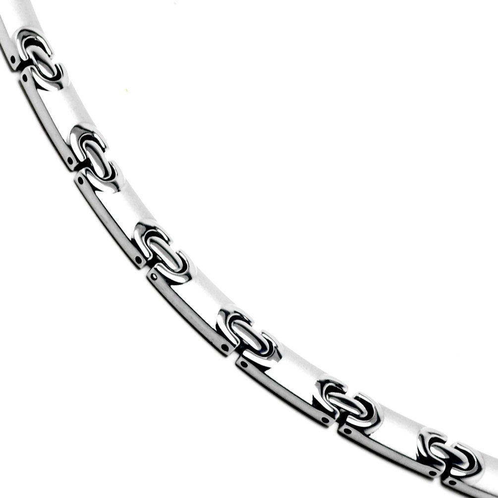 Accents Kingdom Men's Premium Titanium Power Flat Link Golf Sports Necklace T9 - Durable Titanium Jewelry for Golfers & Athletes - Perfect for Golf Tournaments, Sports Events & Everyday Wear