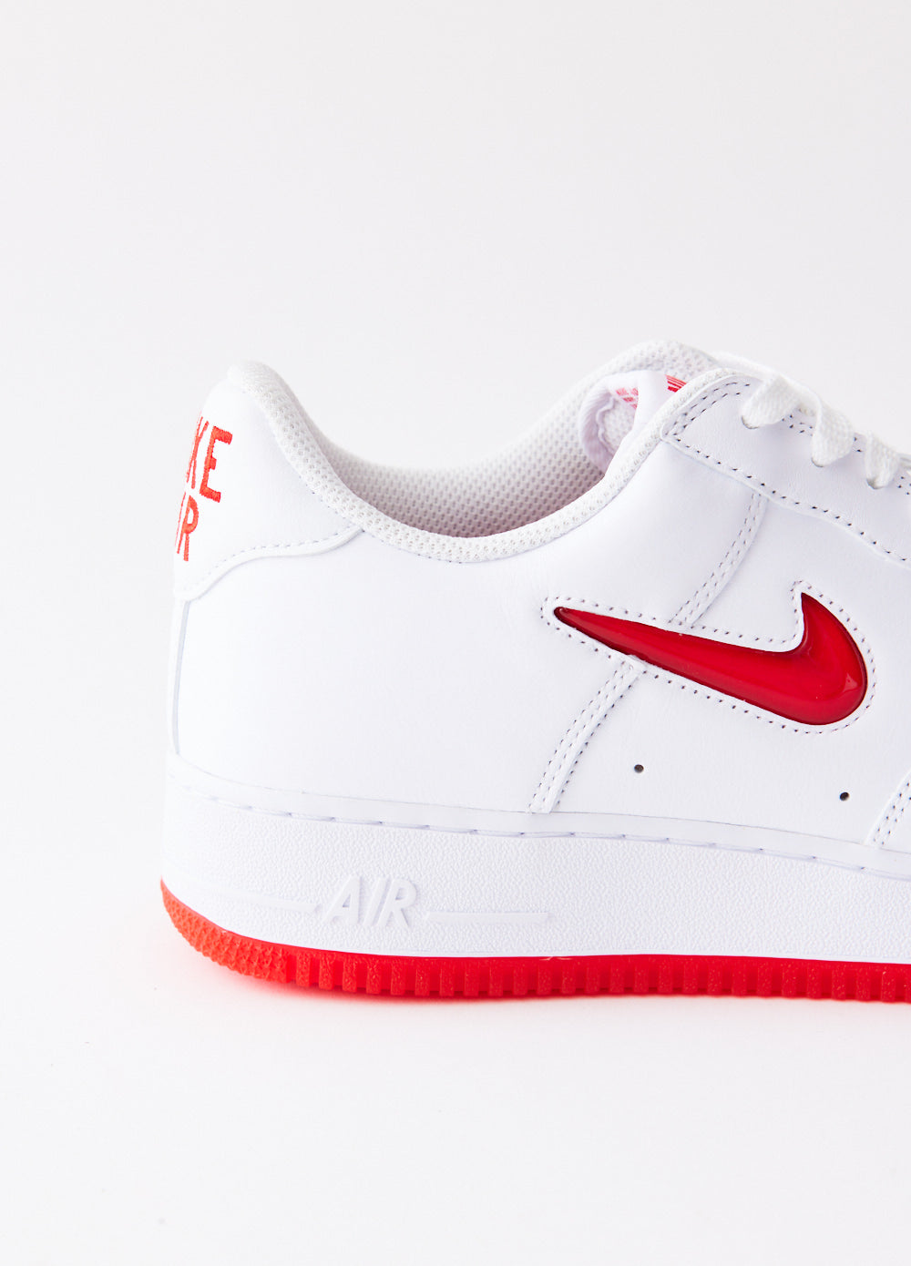 Nike Air Force 1 Low Retro 'Red Jewel' White Men's Basketball Sneakers - Classic Streetwear Shoes for Casual Wear & Urban Fashion