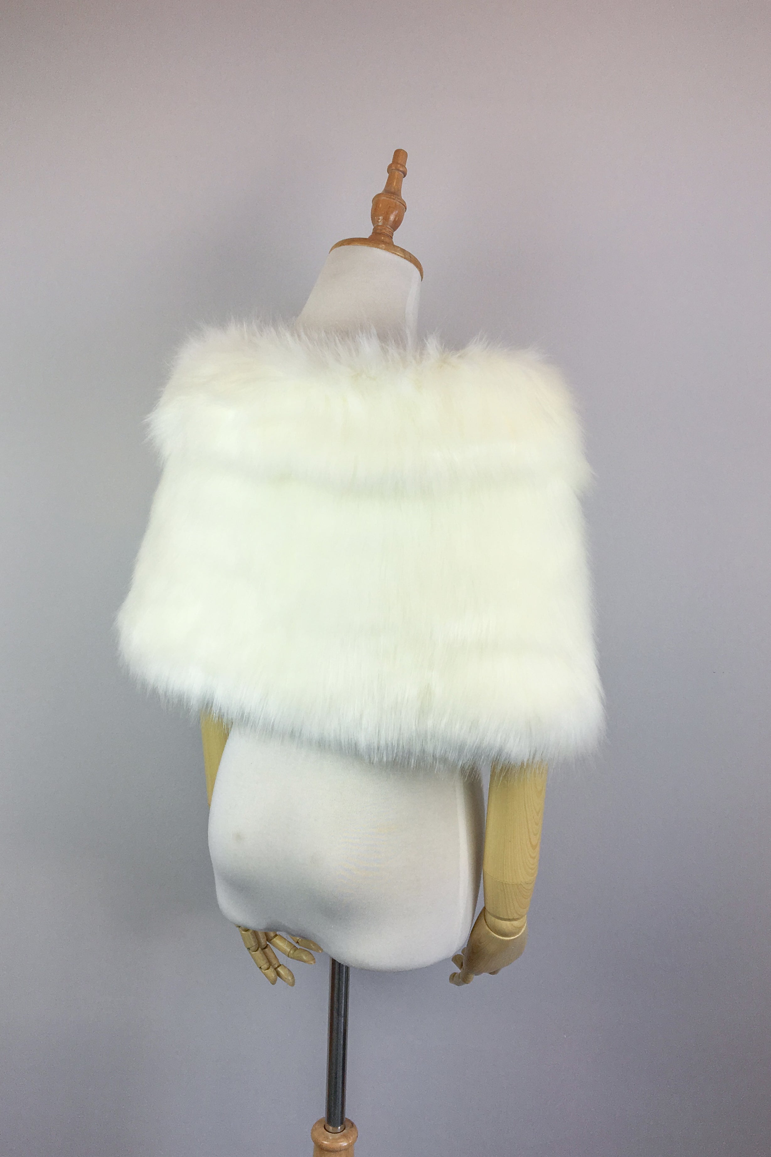 Ivory White Fur Wrap Shawl - Blair Ivy03 - Elegant Winter Accessory for Women, Perfect for Weddings, Parties & Cold Weather Fashion