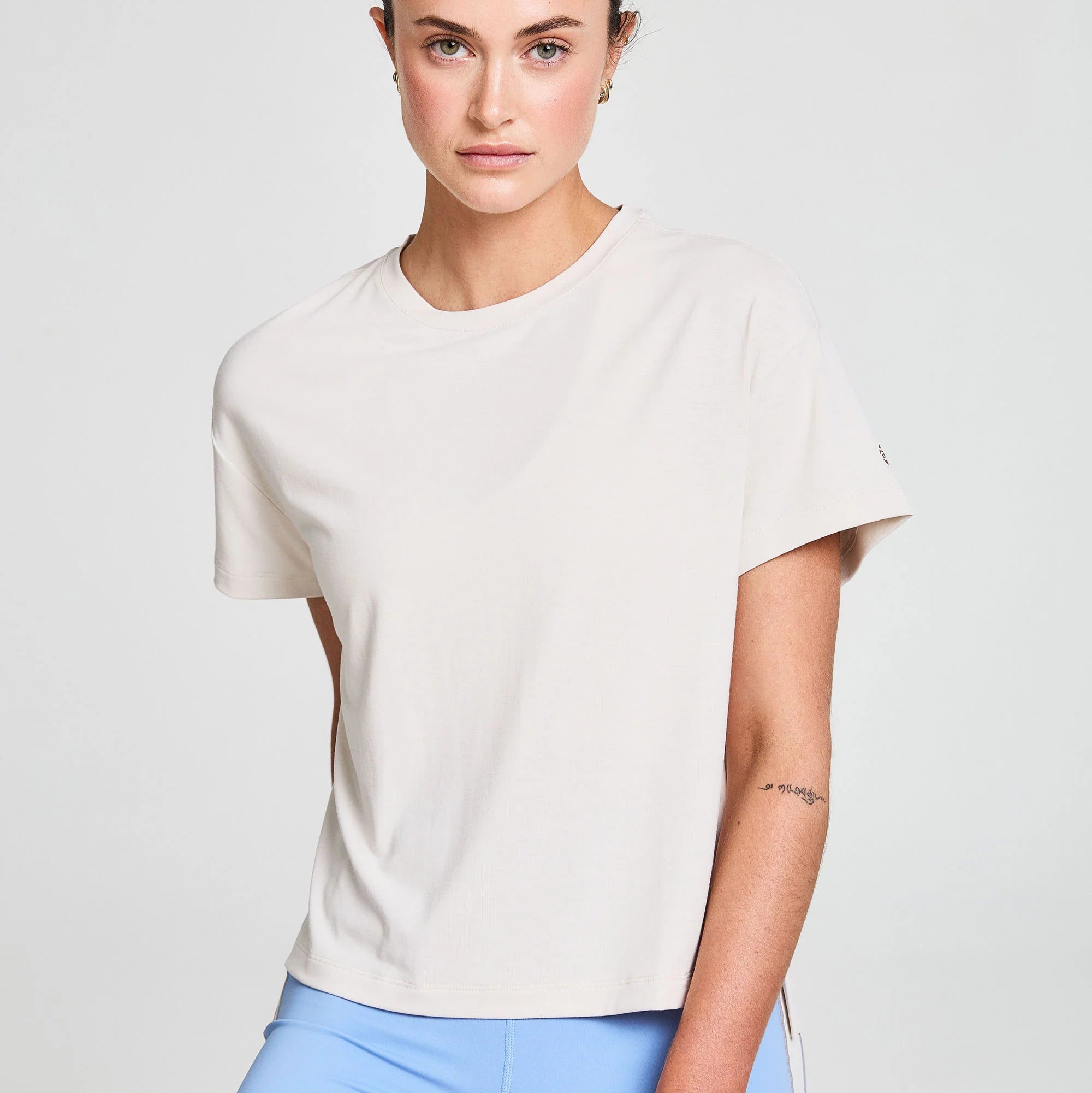 BAHE Zephyr Everyday Crew Neck T-Shirt for Men & Women | Soft Cotton Comfort Fit Casual Tee | Perfect for Work, Gym & Weekend Outings (Coconut Color)