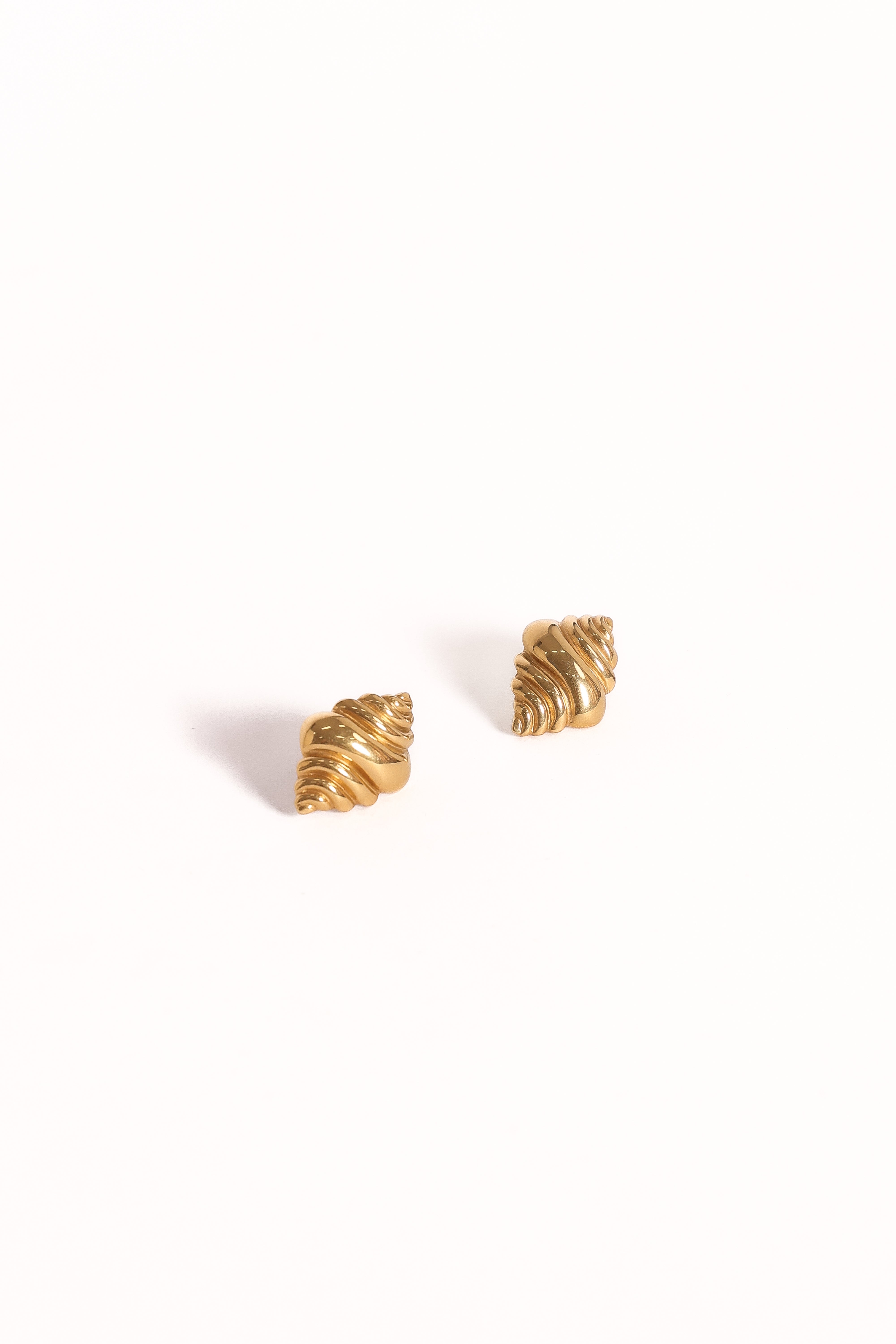 Elegant Gold Bermuda Earrings for Women - Perfect for Parties, Weddings & Everyday Wear