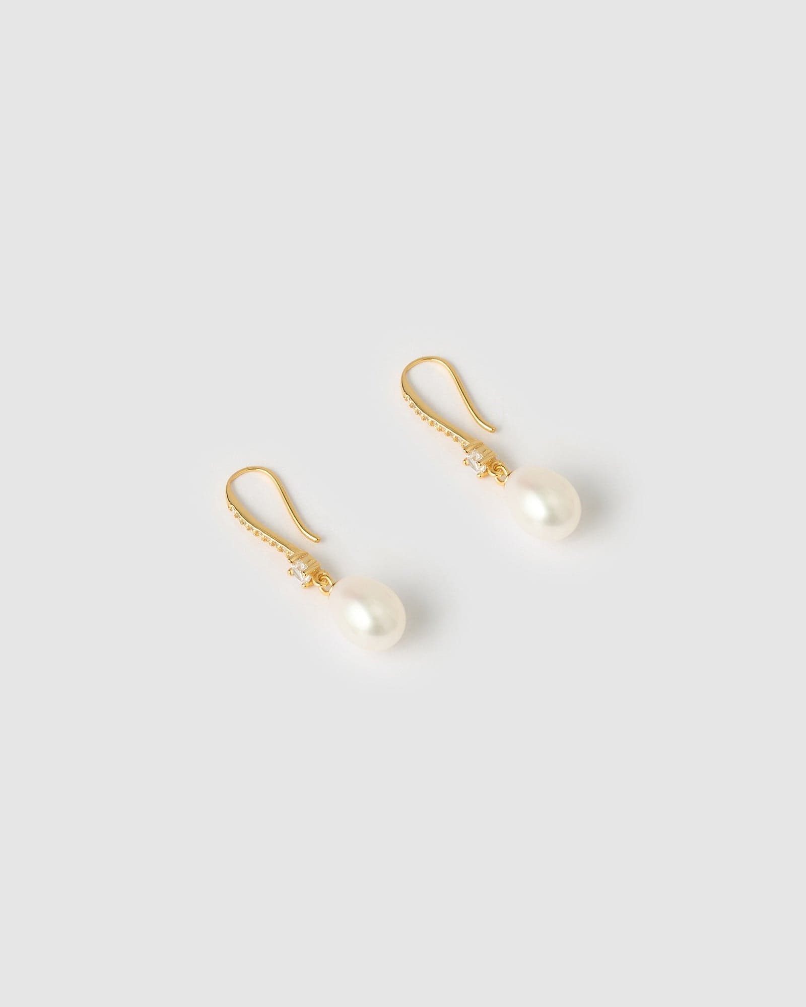 Izoa Angelina Gold Pearl Earrings for Women - Elegant Dangle Drop Jewelry for Weddings, Parties & Special Occasions