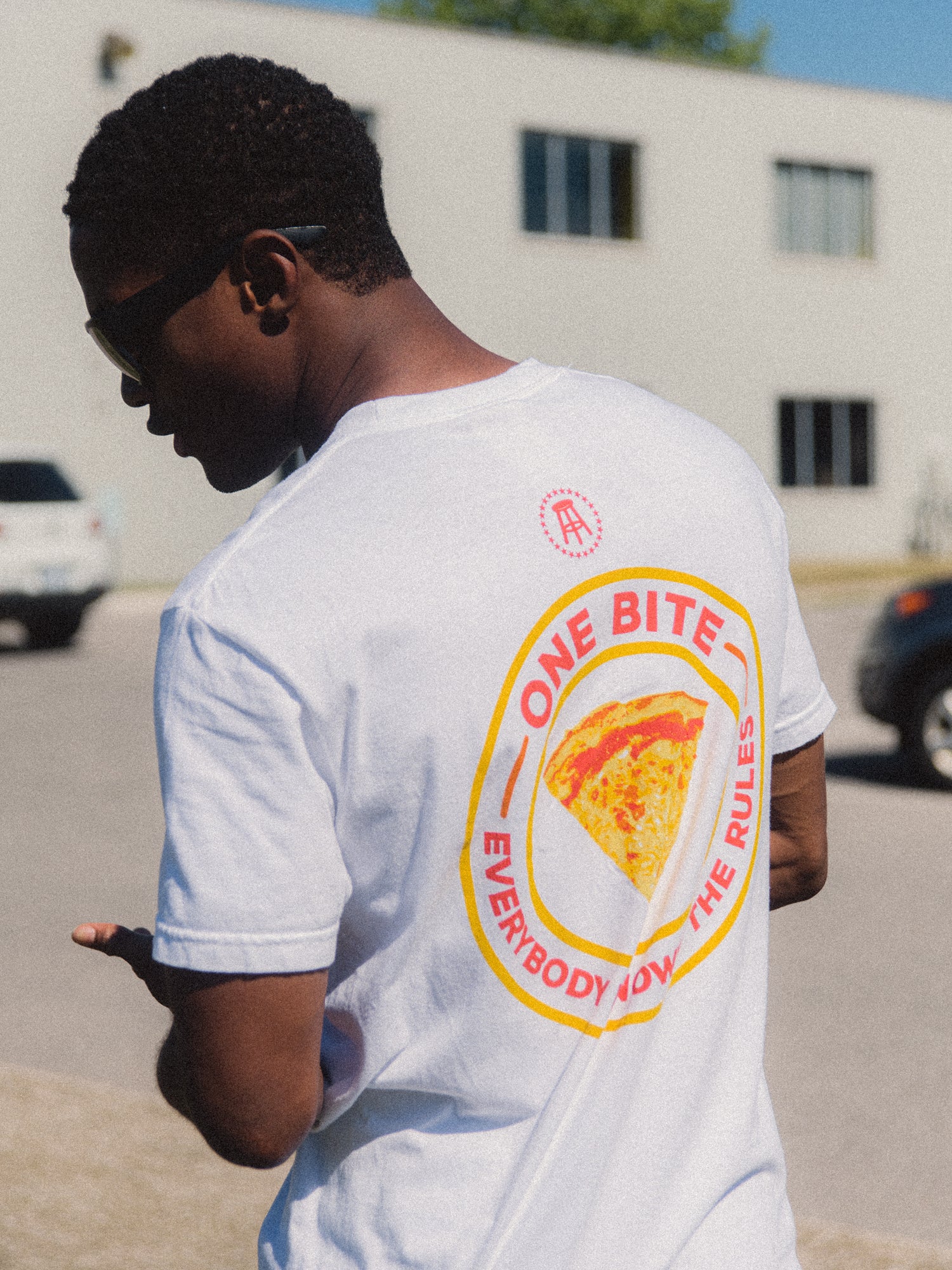 Barstool Sports One Bite Everybody Knows The Rules T-Shirt - Funny Pizza Lover Tee for Men & Women - Perfect for Parties, Gifts & Casual Wear