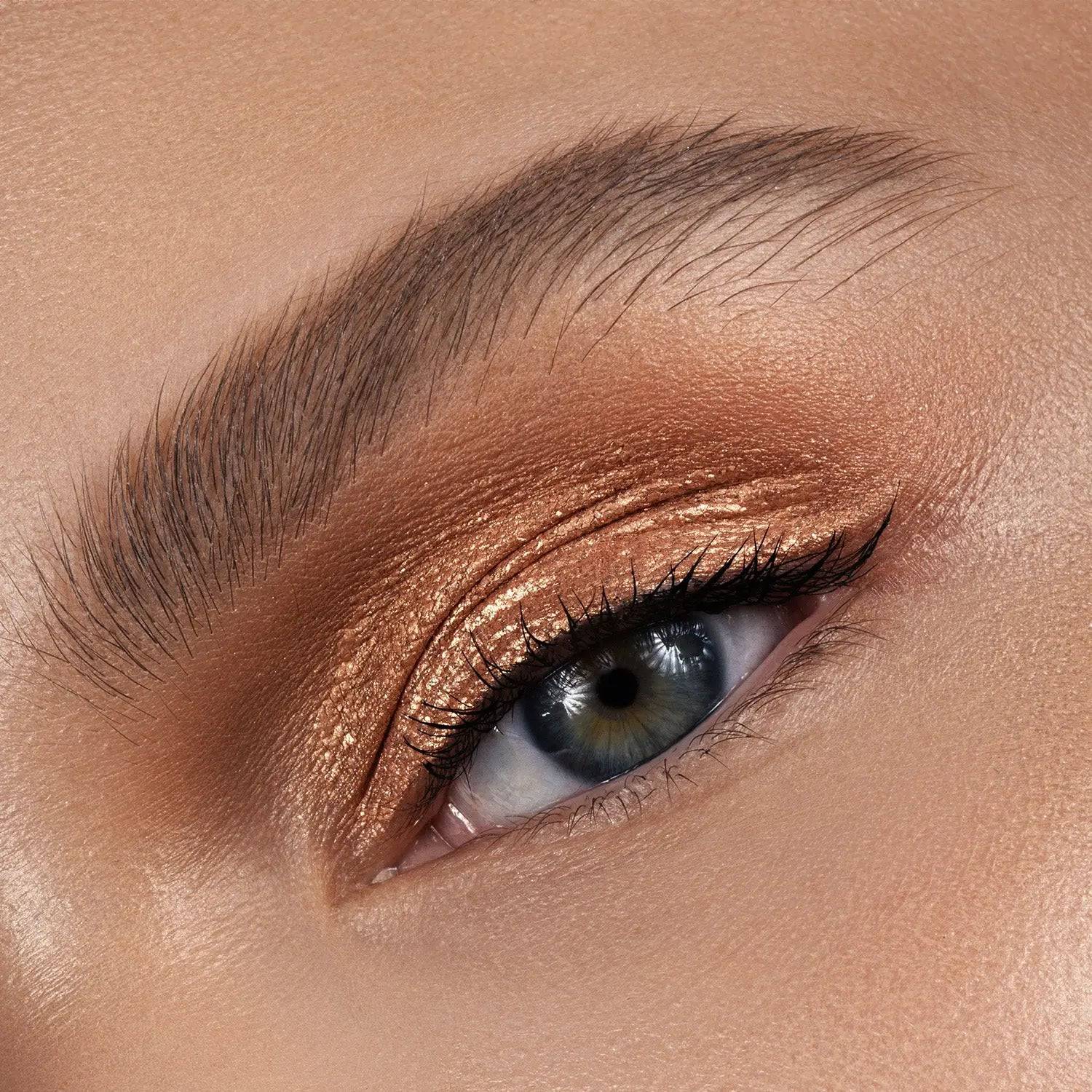 Chroma Crystal Liquid Eyeshadow - Long-Lasting Shimmer & Glitter Makeup for Day & Night Wear - Perfect for Parties, Weddings, and Special Occasions