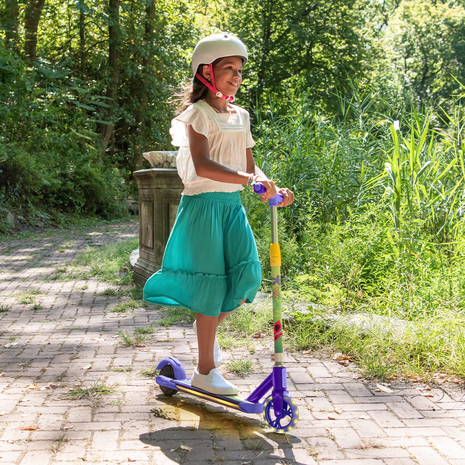 Disney Encanto Kids' Electric Scooter - 3 Wheel LED Light Up Scooter for Ages 5-12 | Perfect for Outdoor Play, Birthday Gifts & Family Fun Activities