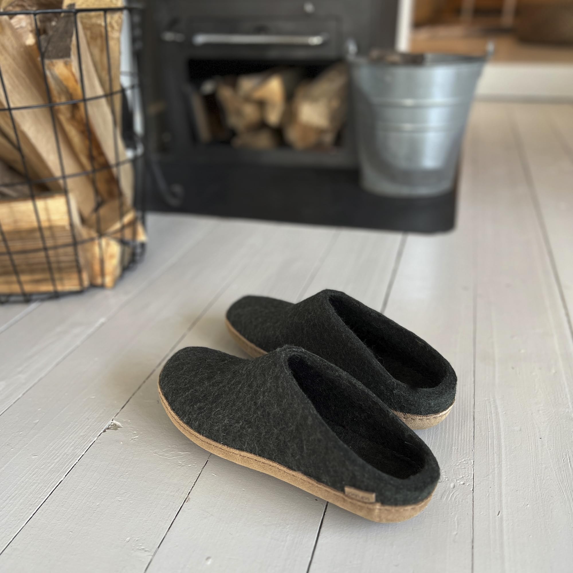 Glerups Unisex B-09 Wool Felt Slippers Size 44 M (US 10) - Cozy Indoor House Shoes for Men & Women - Perfect for Home, Office & Winter Comfort
