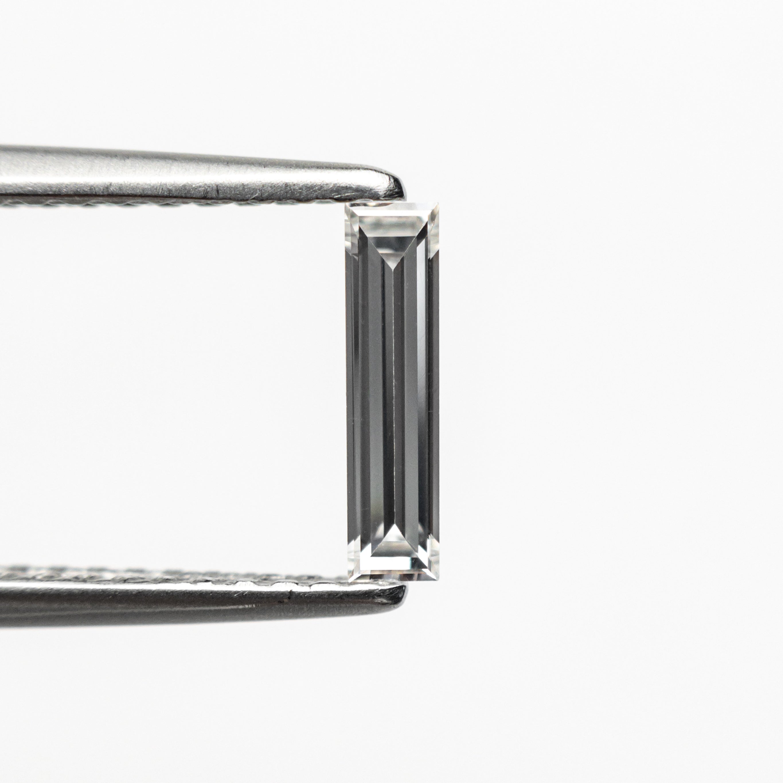 0.22ct Baguette Step Cut Diamond (8.12x2.01x1.36mm) - VS1 Clarity, F Color - Perfect for Engagement Rings & Fine Jewelry