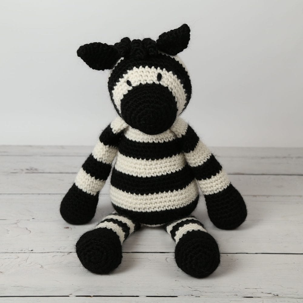 Mabel Bunny and Co Crochet Book - Learn Crochet Patterns for Beginners & Advanced - Perfect for DIY Gifts, Home Decor, and Craft Projects