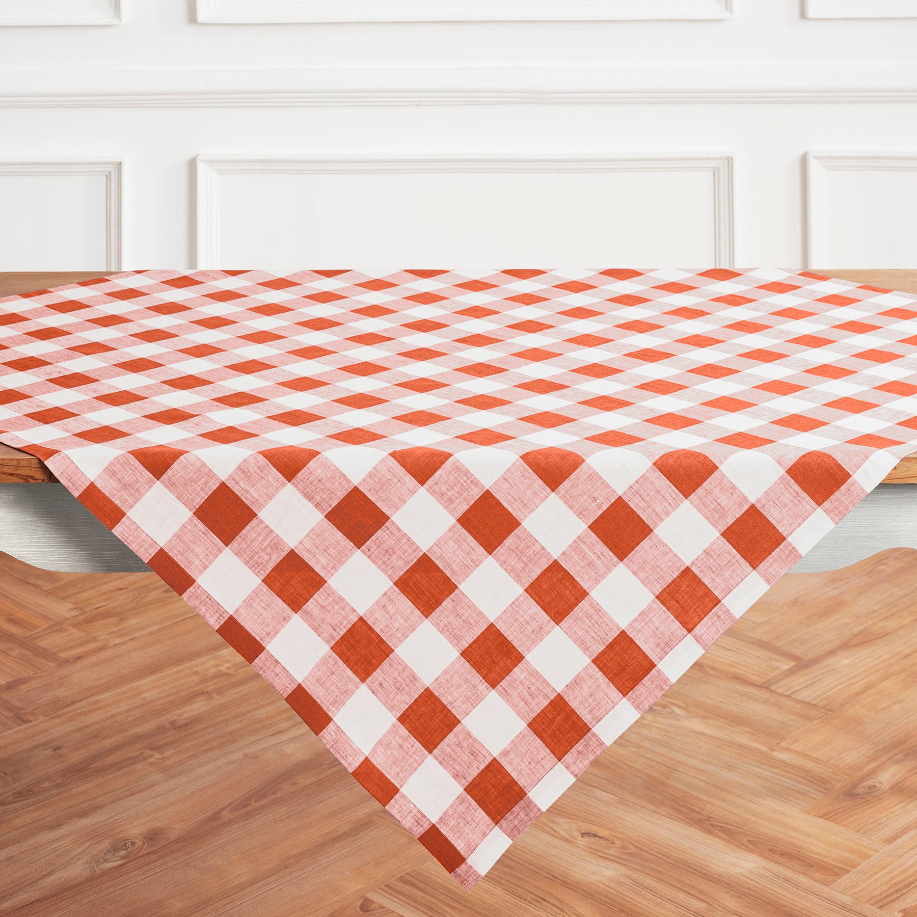 Buffalo Check Table Throw - Soft and Durable Plaid Table Cover for Kitchen, Dining Room, and Picnic - Perfect for Holiday Decor and Outdoor Gatherings