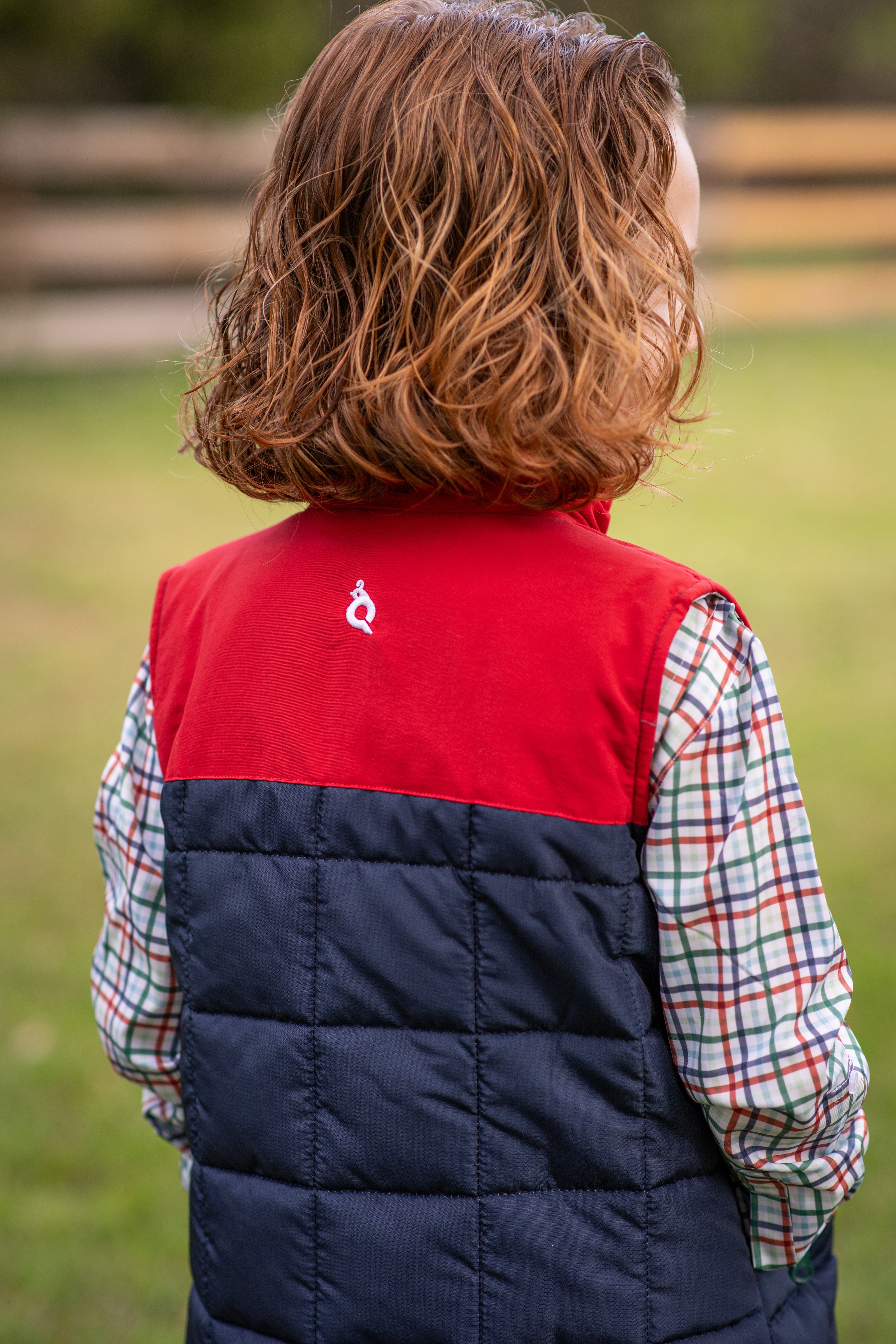 Stylish Navy and Red Fall Plaid Vest for Men & Women | Warm Fleece-Lined Autumn Layering Piece | Perfect for Outdoor Adventures, Casual Wear & Holiday Outfits