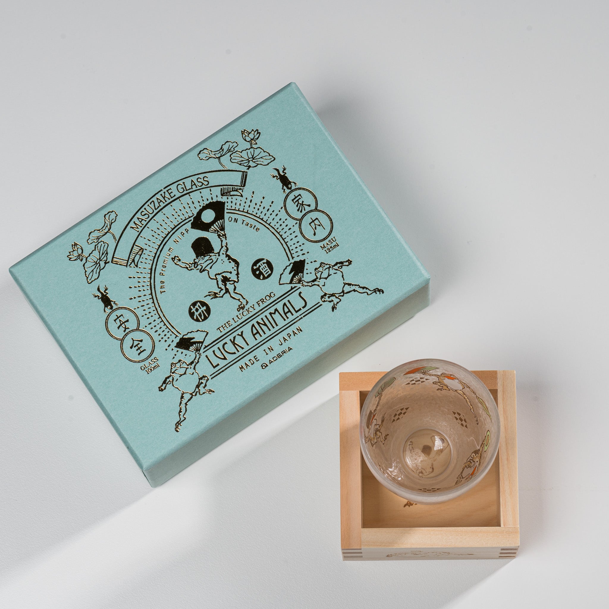Lucky Frog Sake Cup with Wooden Masu - Traditional Japanese Ceramic Drinking Cup for Sake, Tea & Cocktails - Perfect for Home Bars, Japanese Restaurants & Gift Giving